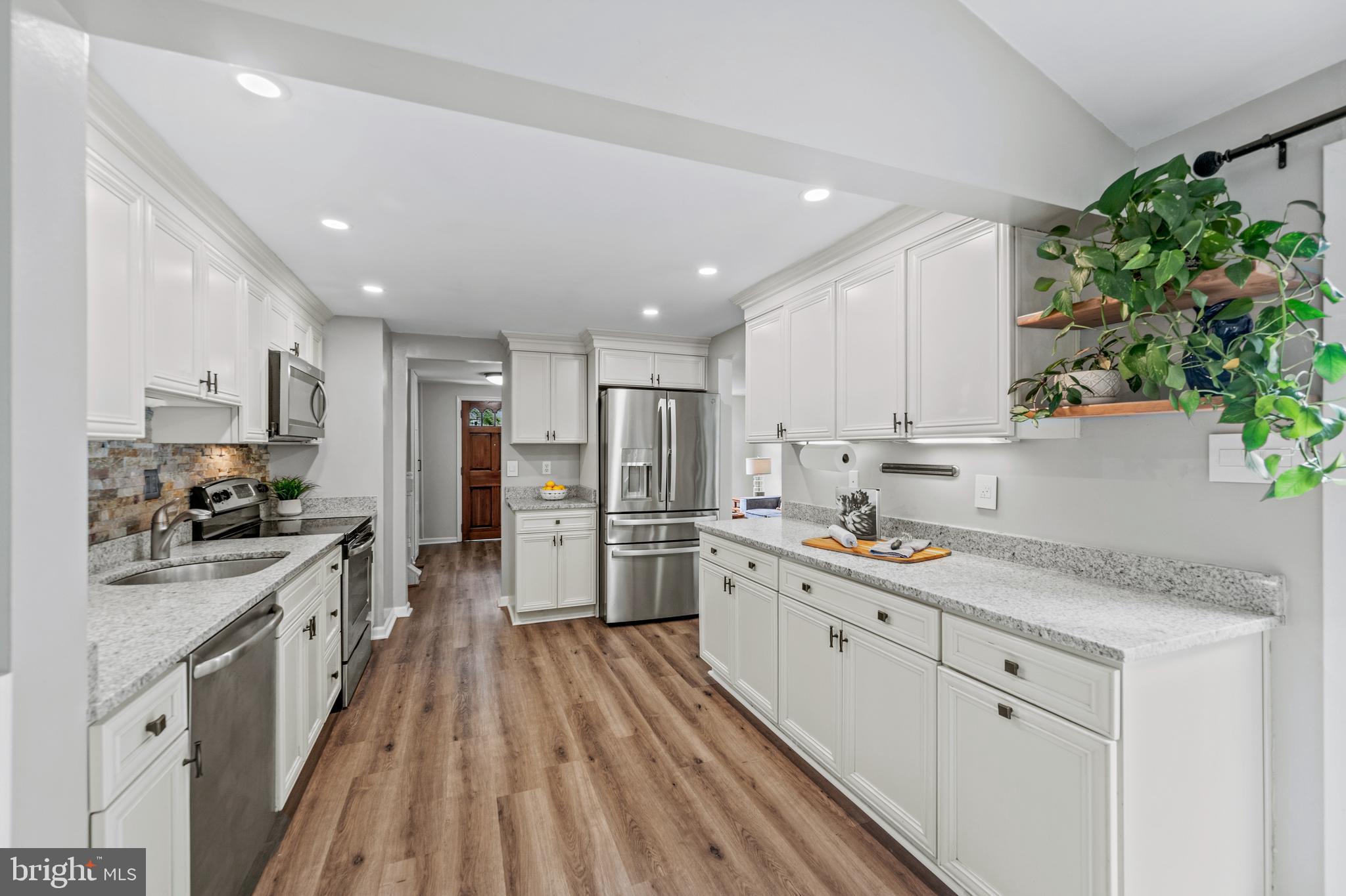 VILLAGE OF OWEN BROWN - Residential