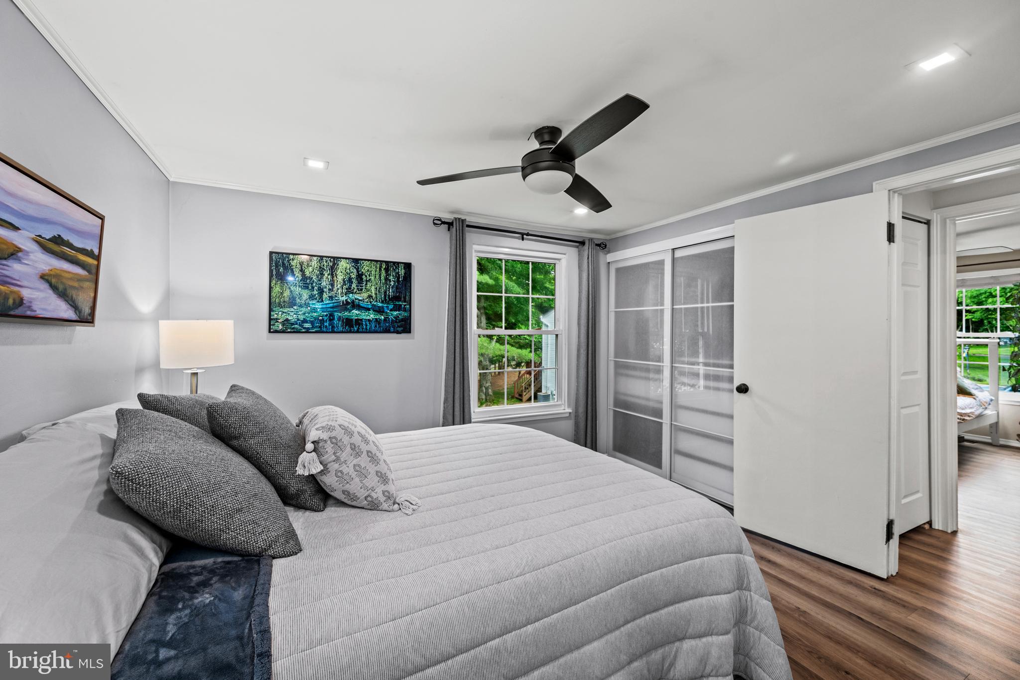 VILLAGE OF OWEN BROWN - Residential