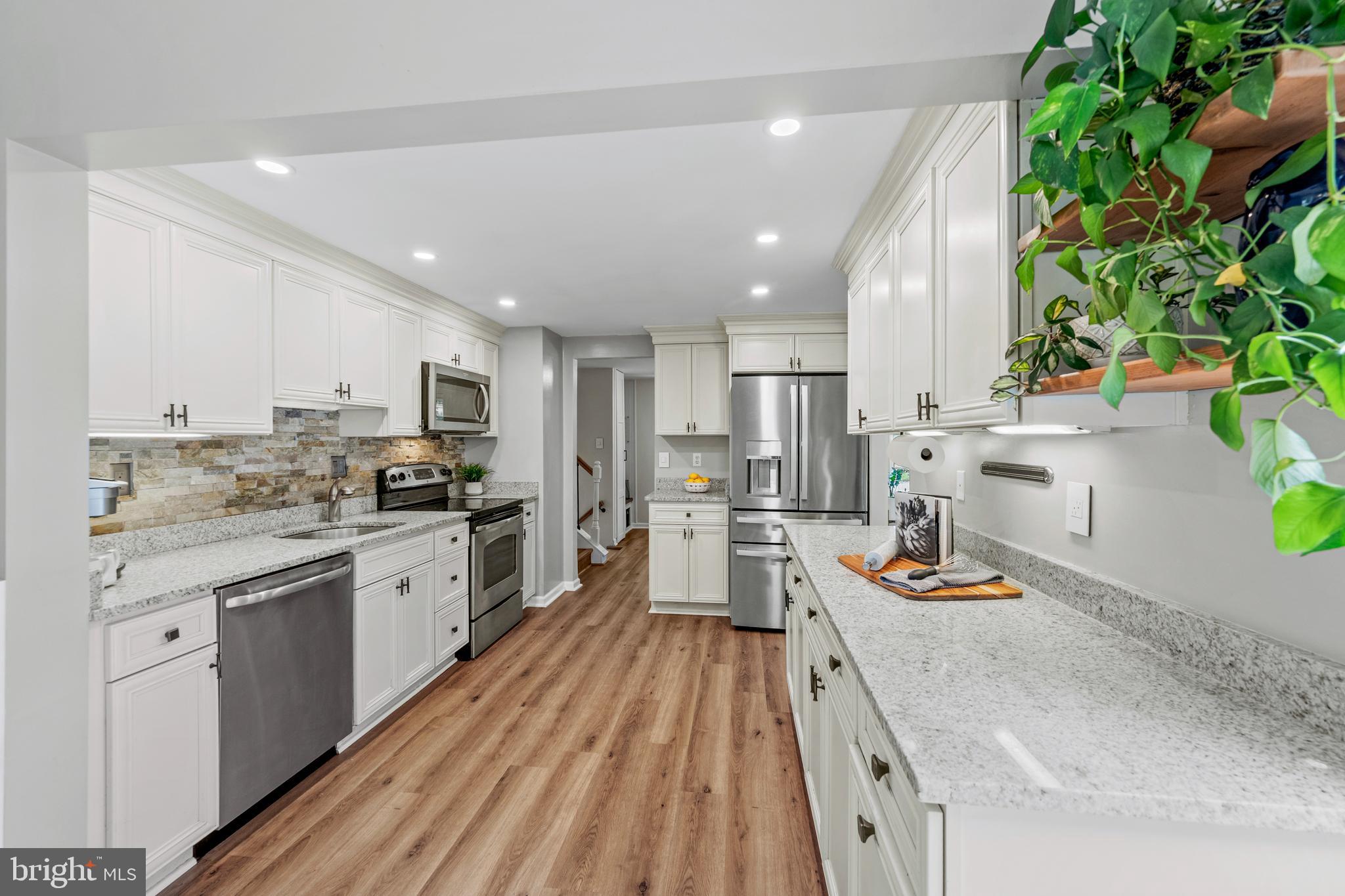 VILLAGE OF OWEN BROWN - Residential