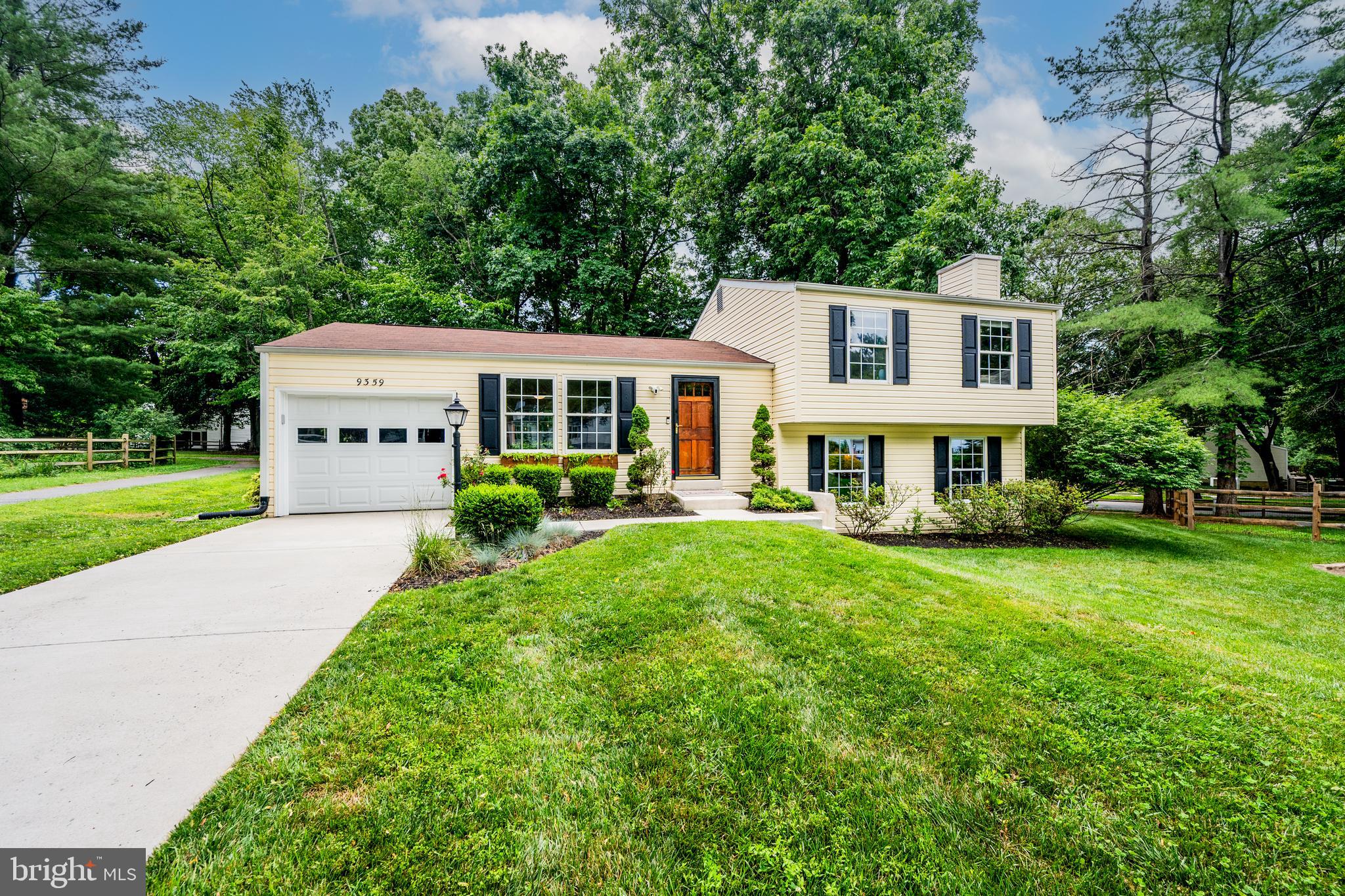 VILLAGE OF OWEN BROWN - Residential