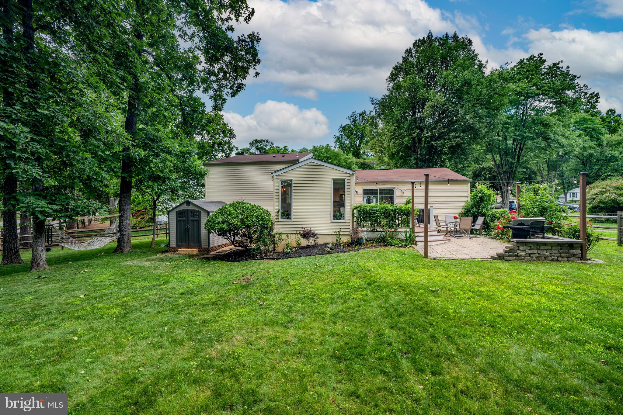 VILLAGE OF OWEN BROWN - Residential