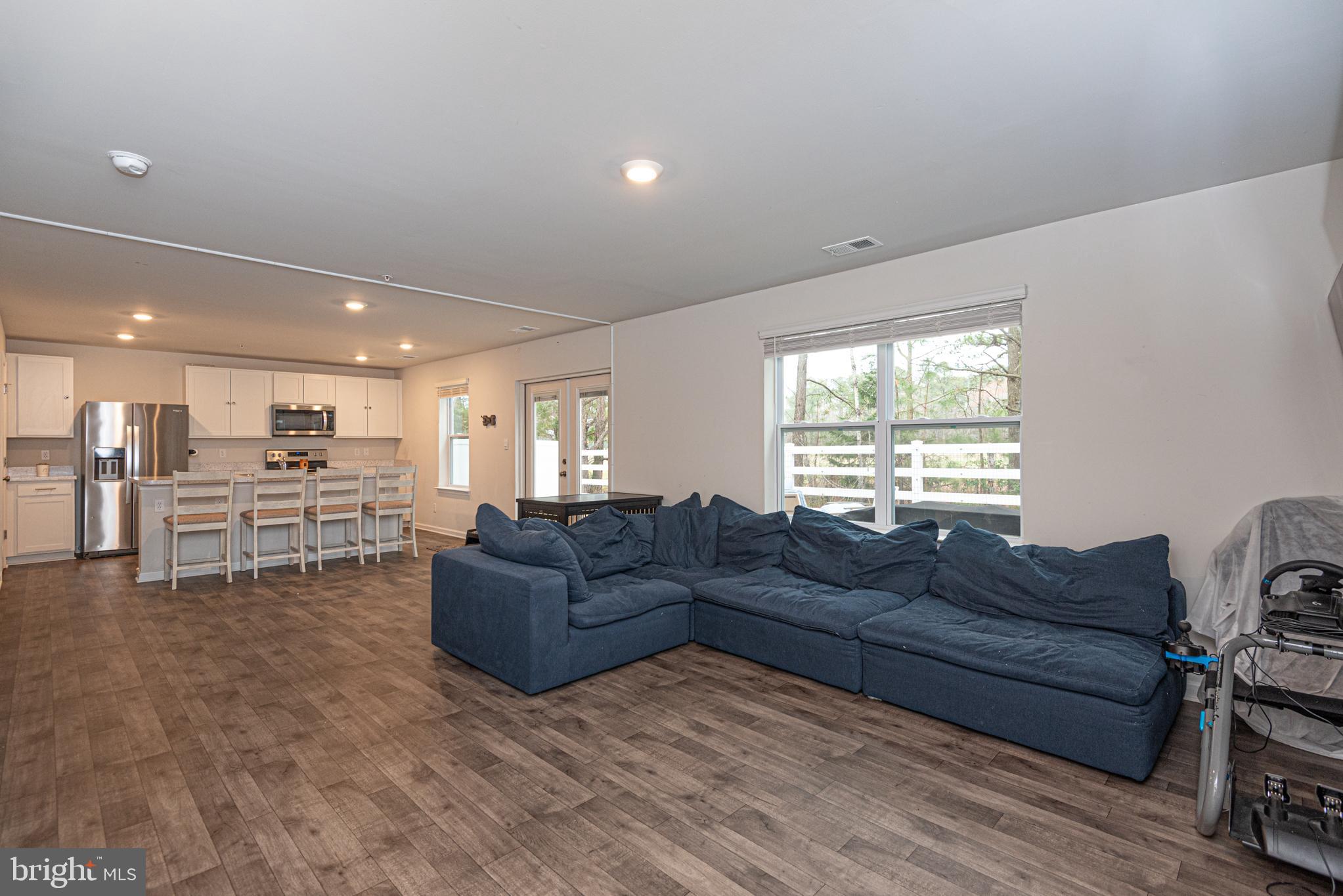 HUNTINGFIELDS - Residential