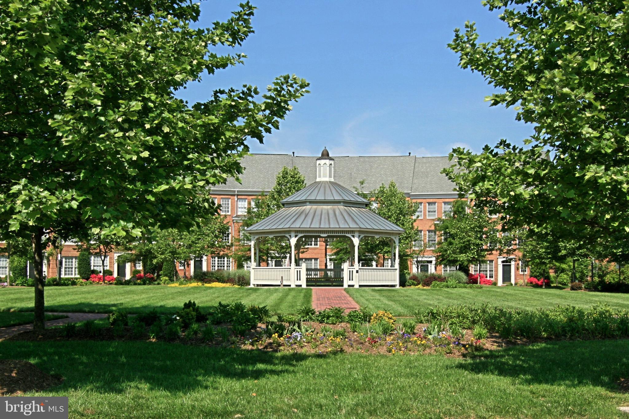 CAMERON STATION - Residential Lease