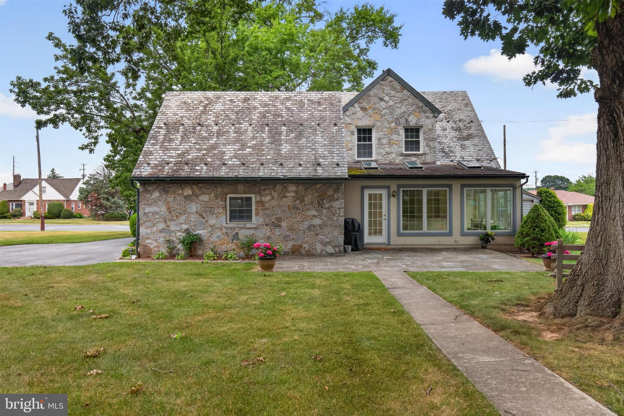 PALMYRA BOROUGH - Residential