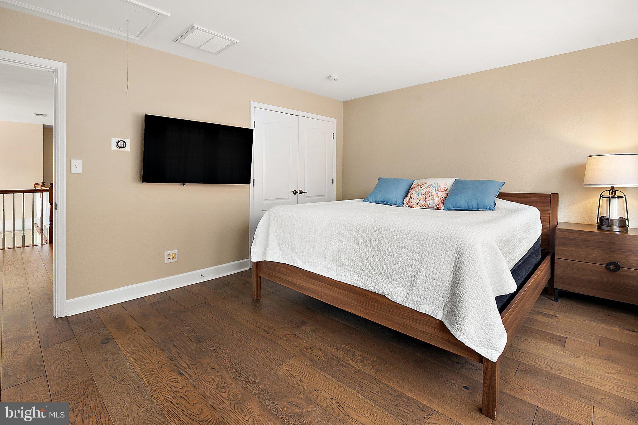 GLEN RIDDLE - Residential