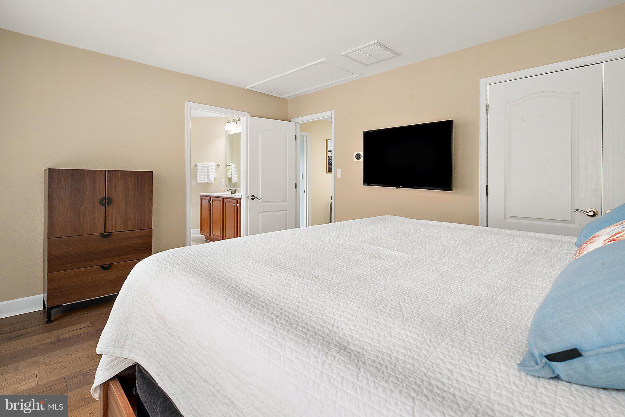 GLEN RIDDLE - Residential