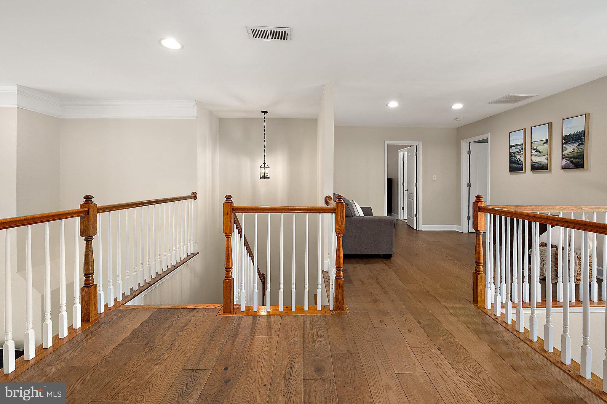GLEN RIDDLE - Residential