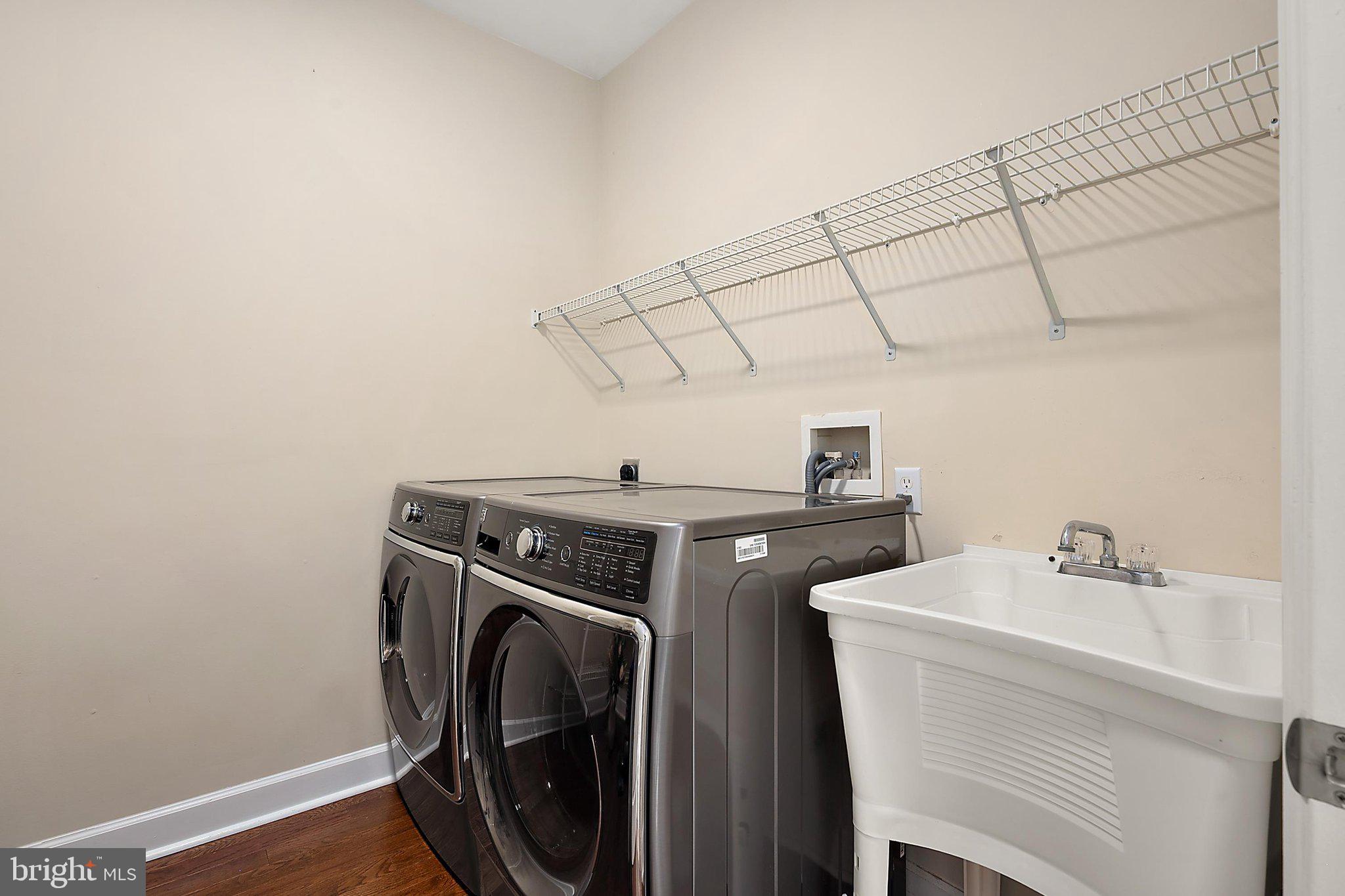 GLEN RIDDLE - Residential