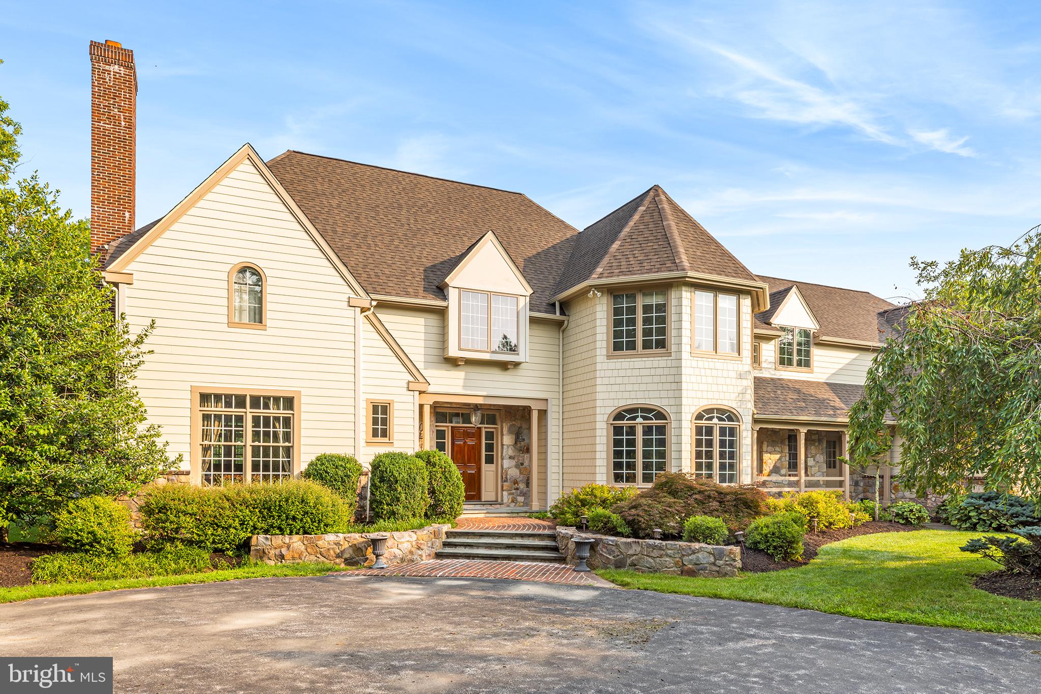 RADNOR HUNT - Residential
