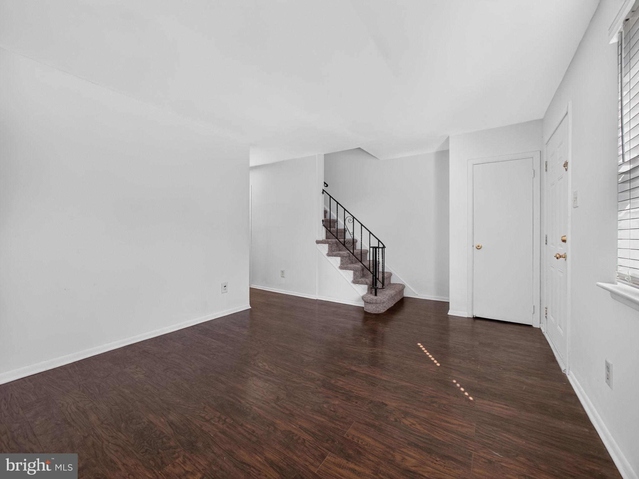 THE EAGLE - Residential