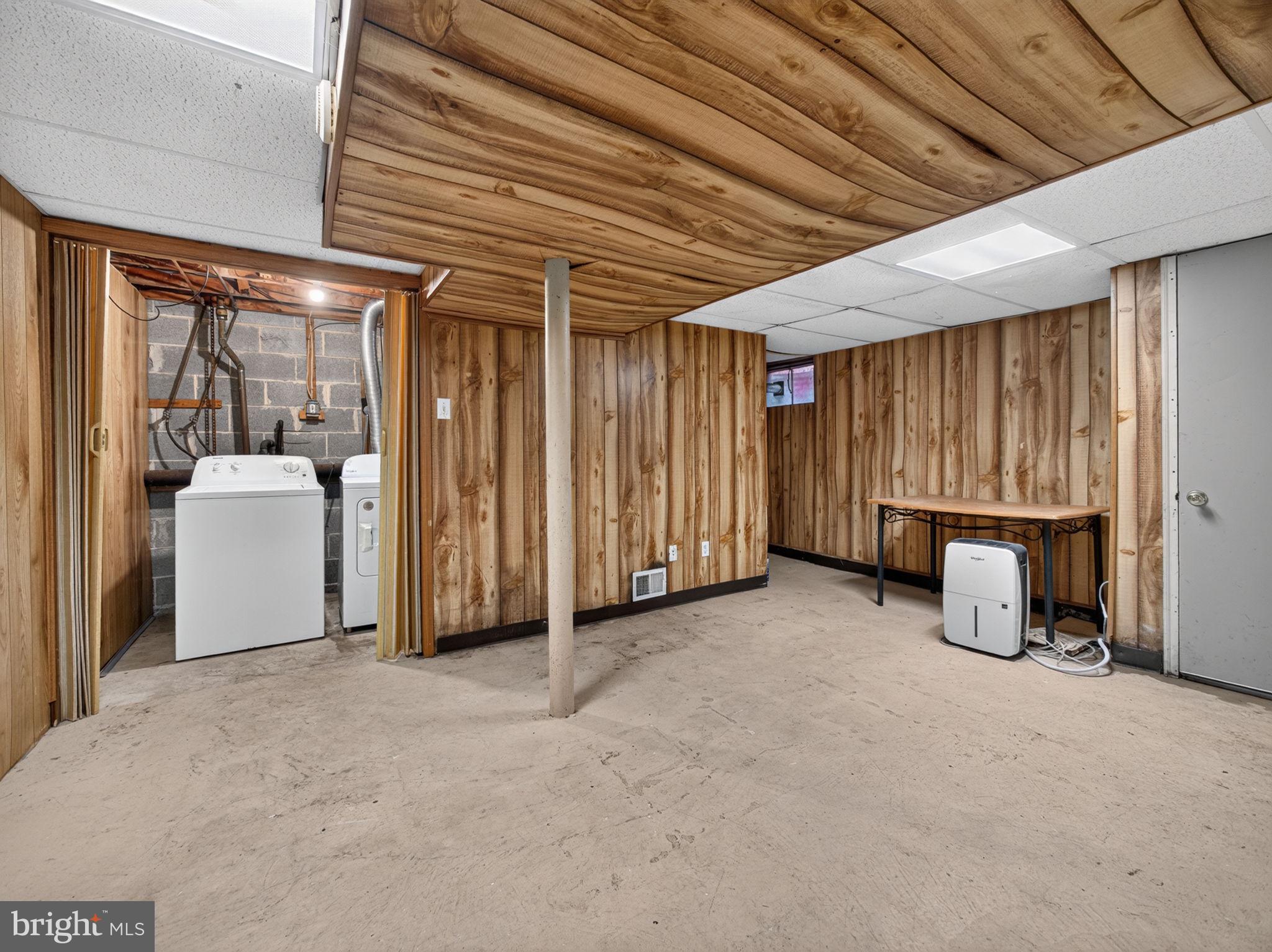 THE EAGLE - Residential