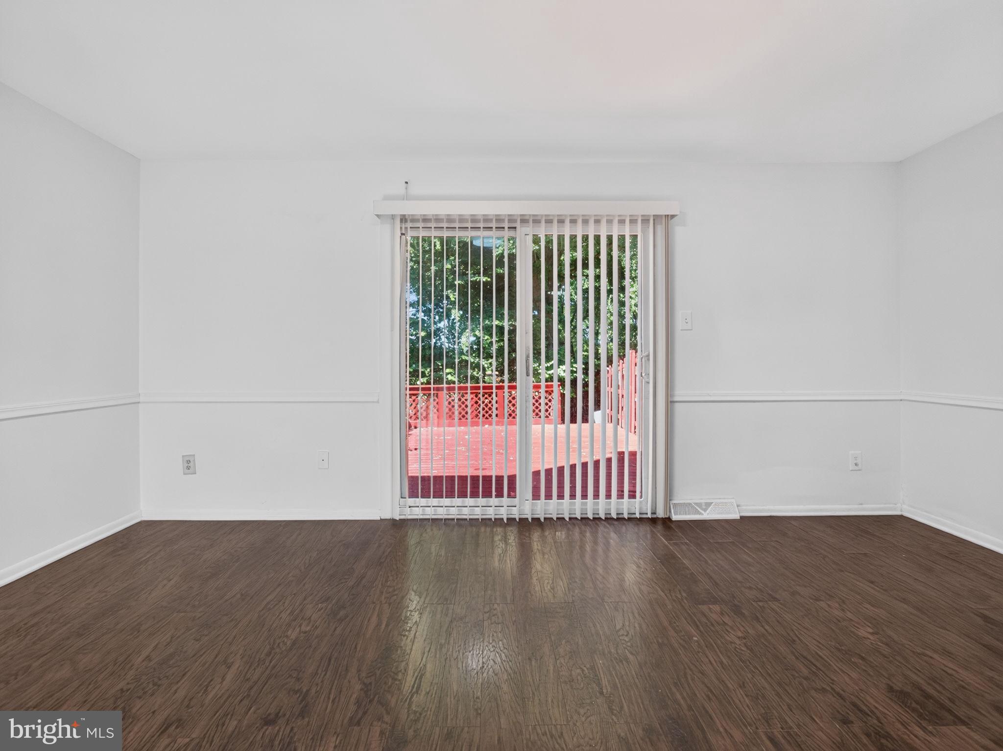 THE EAGLE - Residential