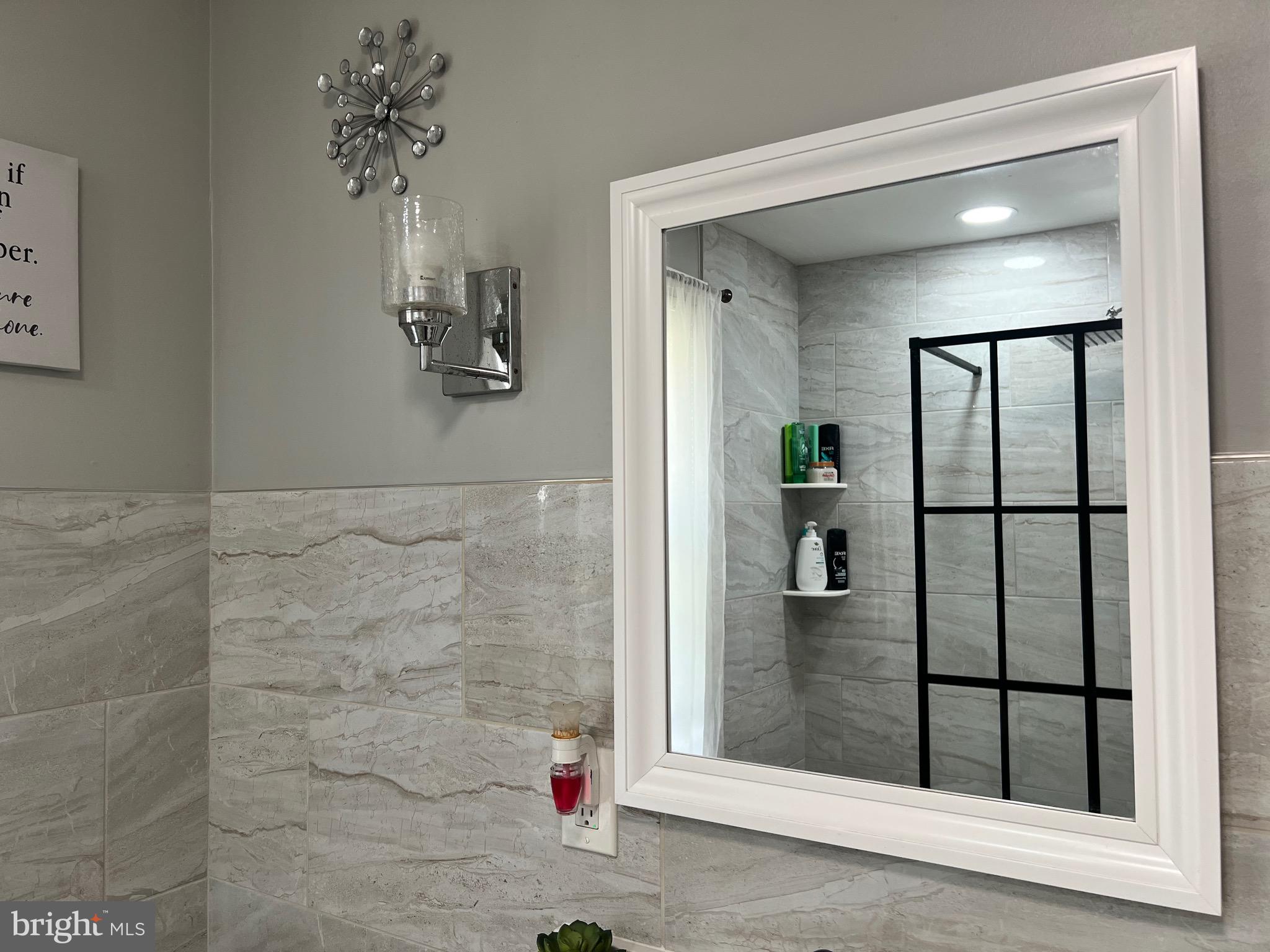 DREXEL HILL - Residential
