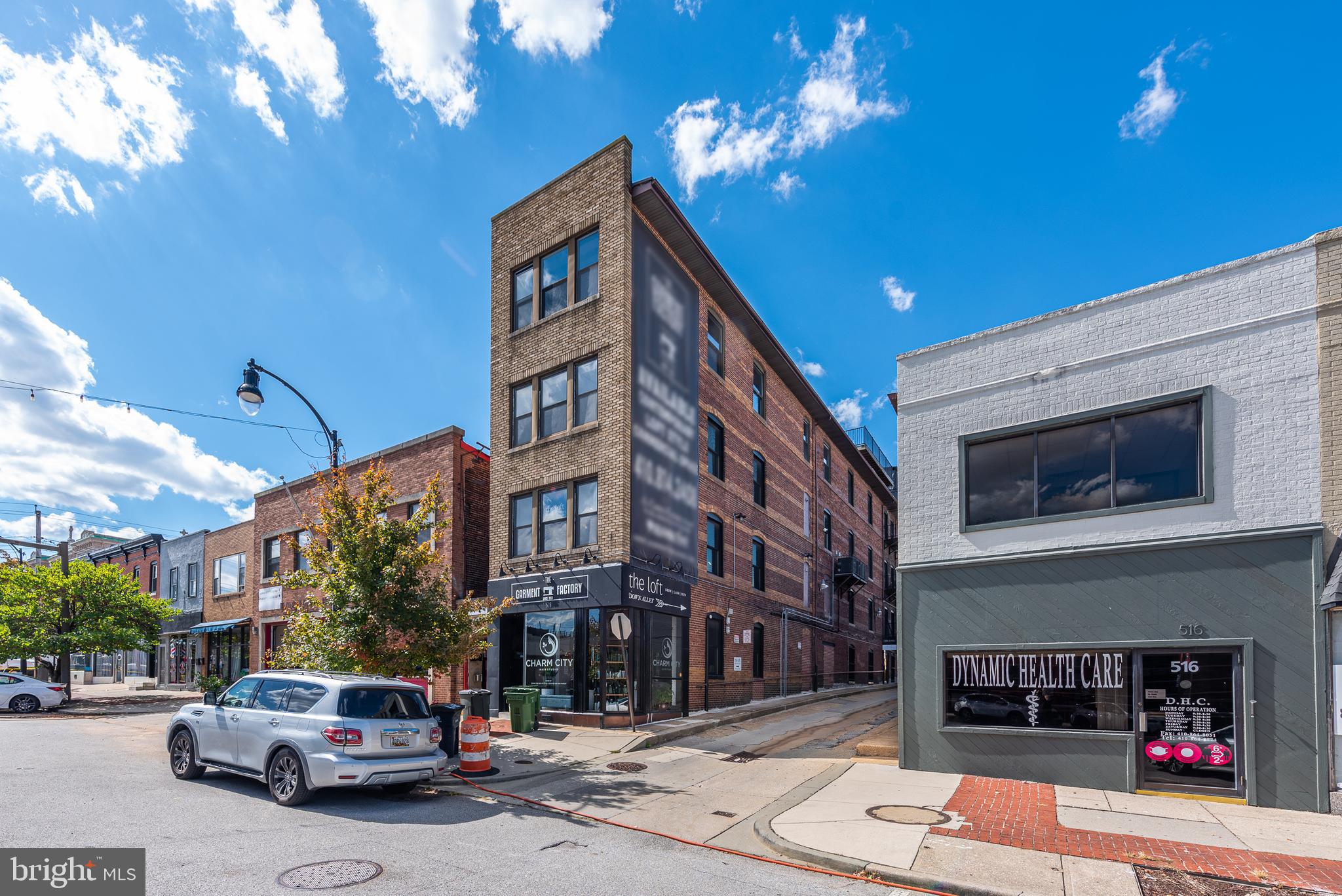 CANTON - Commercial Lease