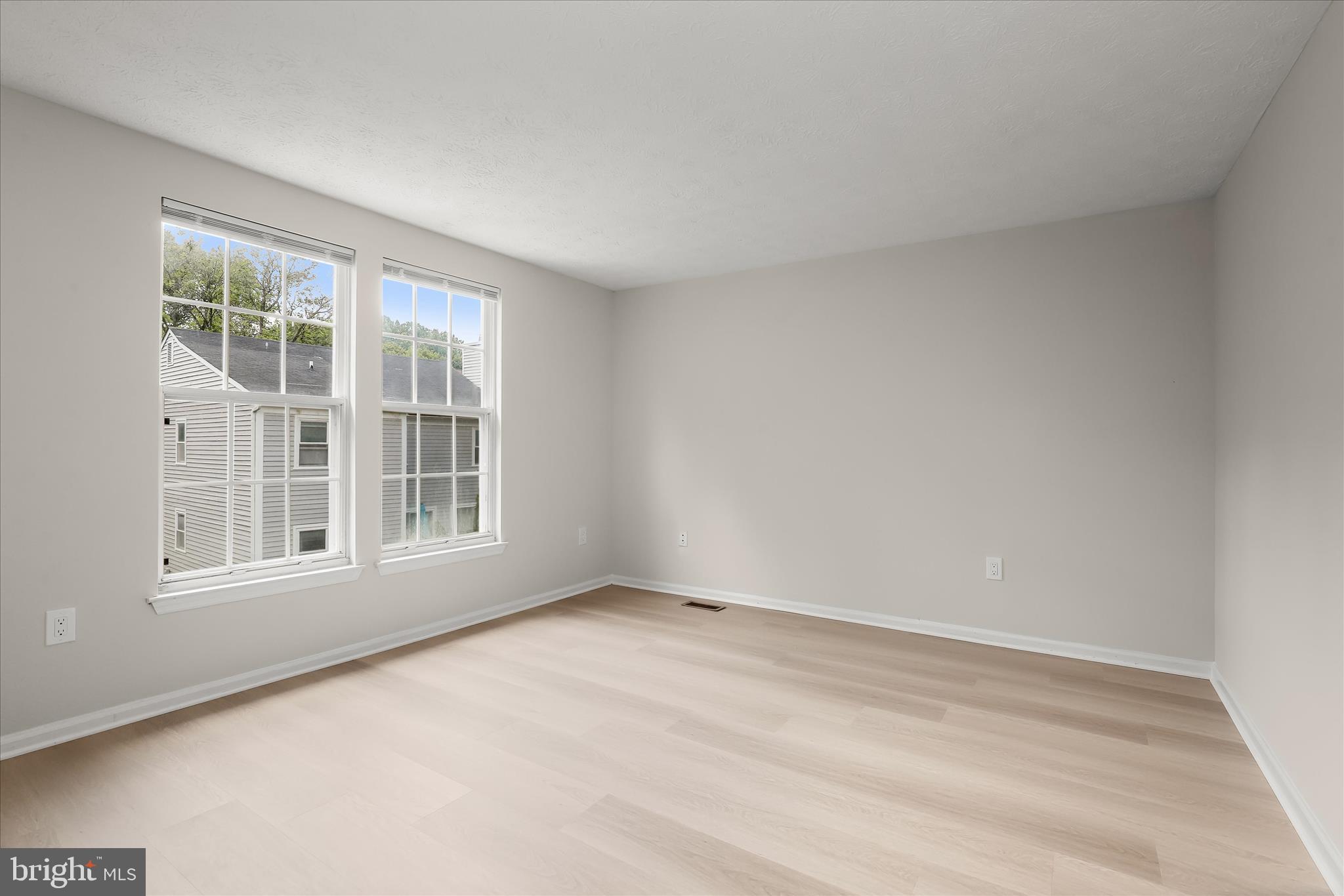 HICKORY RIDGE - Residential