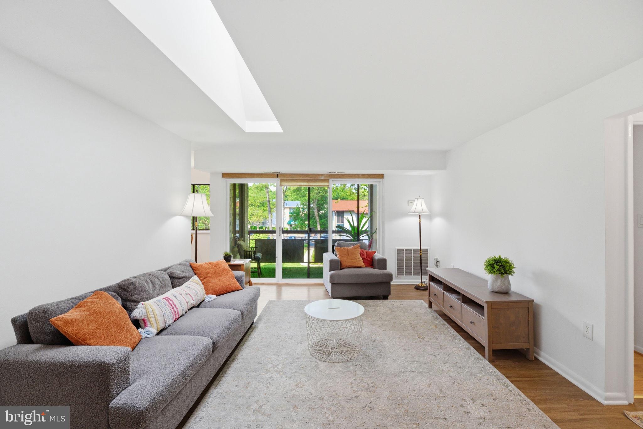 FAIRFIELD COMMONS - Residential