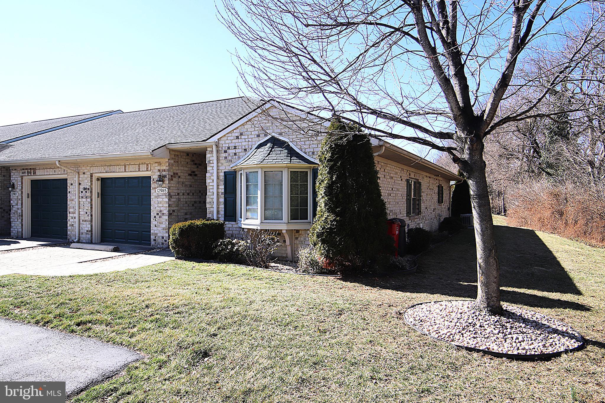CORTLAND MANOR - Residential