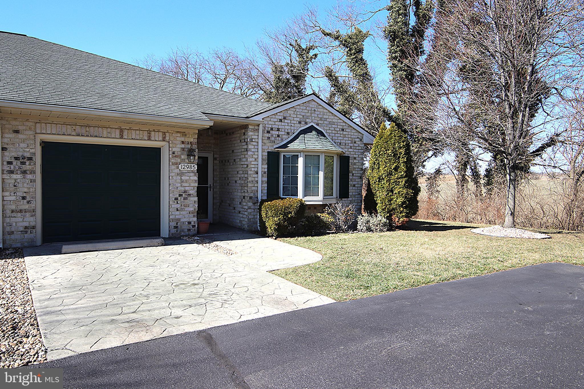 CORTLAND MANOR - Residential
