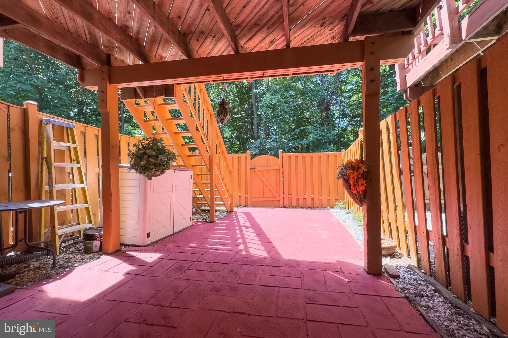SPRINGFIELD OAKS - Residential