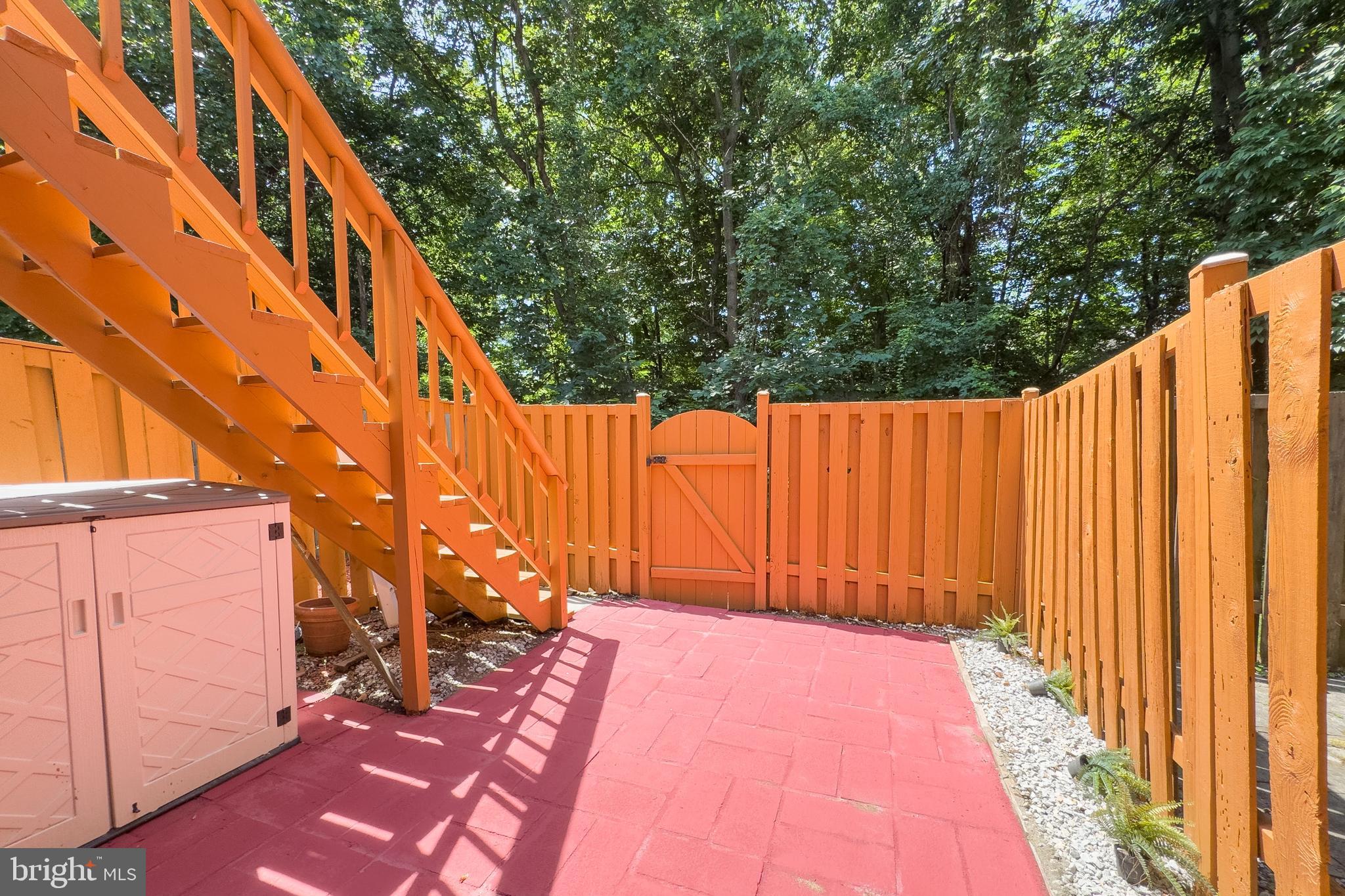 SPRINGFIELD OAKS - Residential