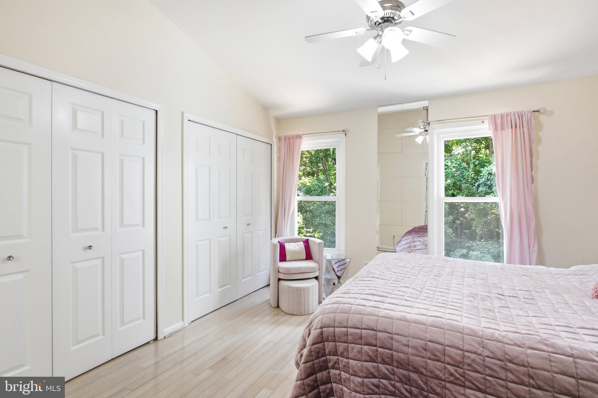 SPRINGFIELD OAKS - Residential