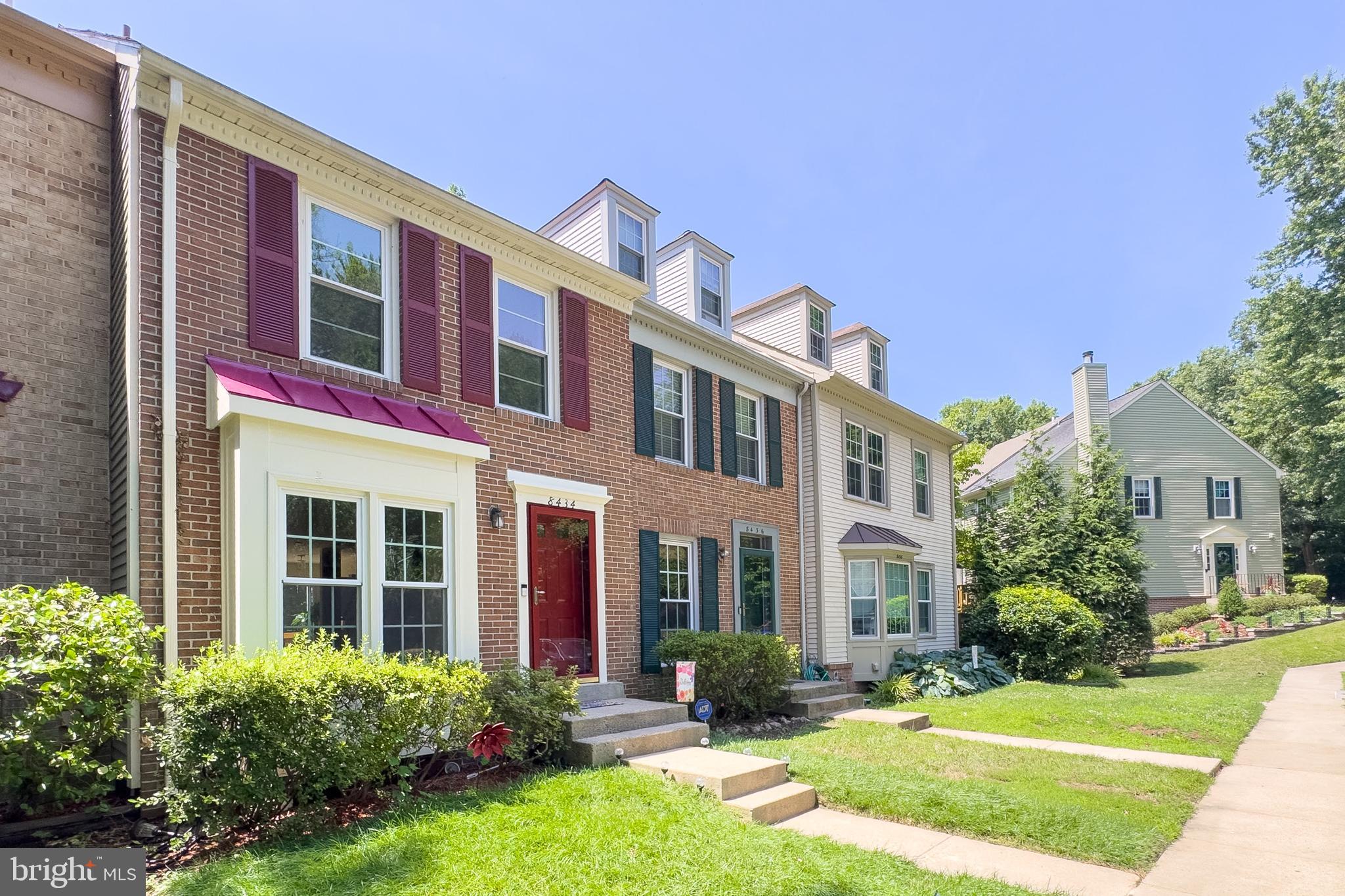 SPRINGFIELD OAKS - Residential