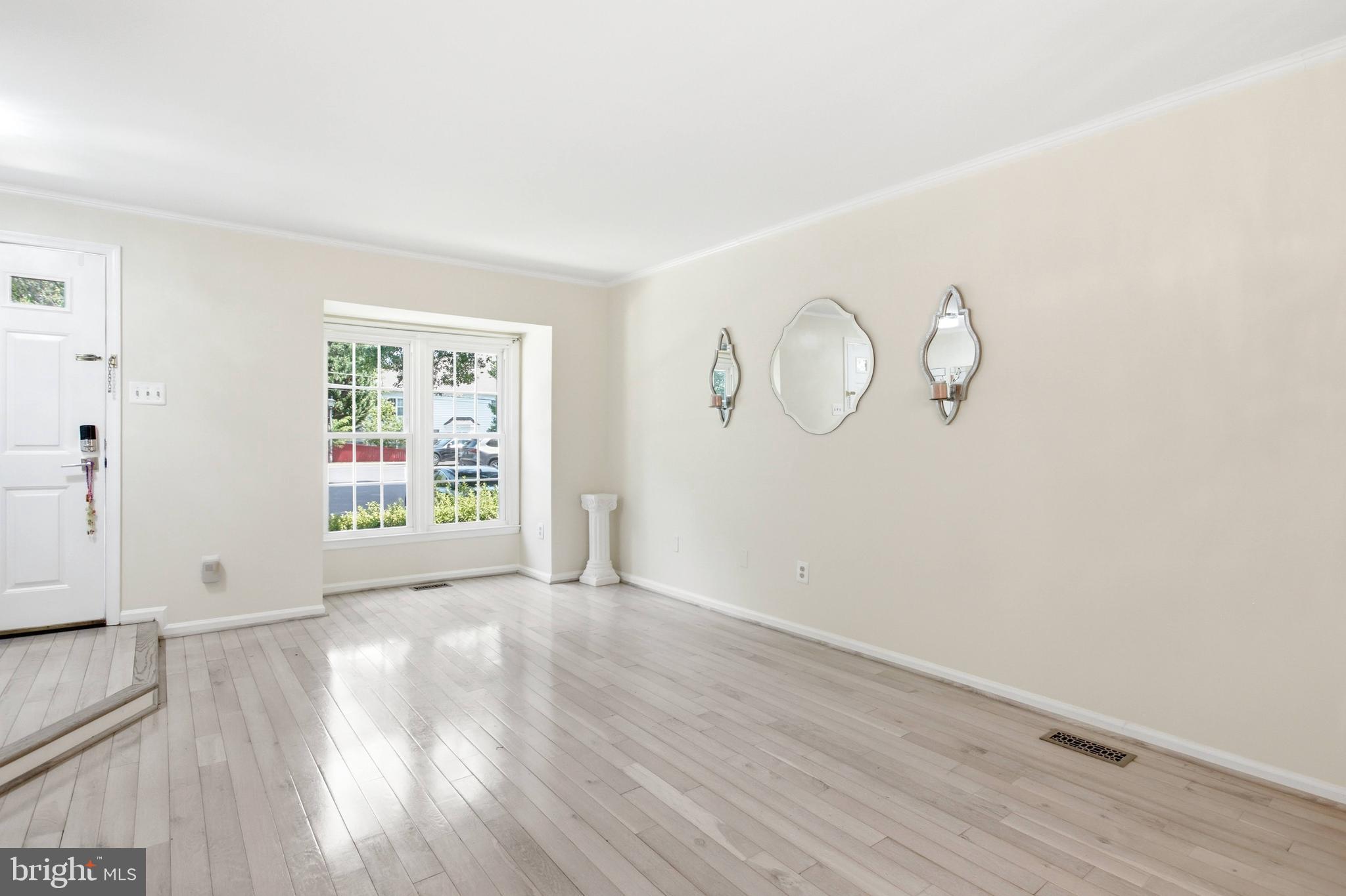 SPRINGFIELD OAKS - Residential