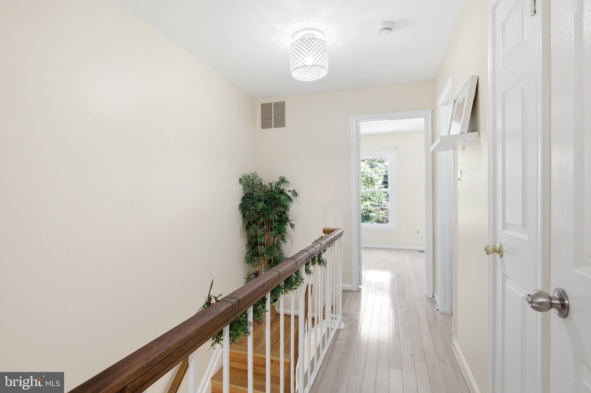 SPRINGFIELD OAKS - Residential