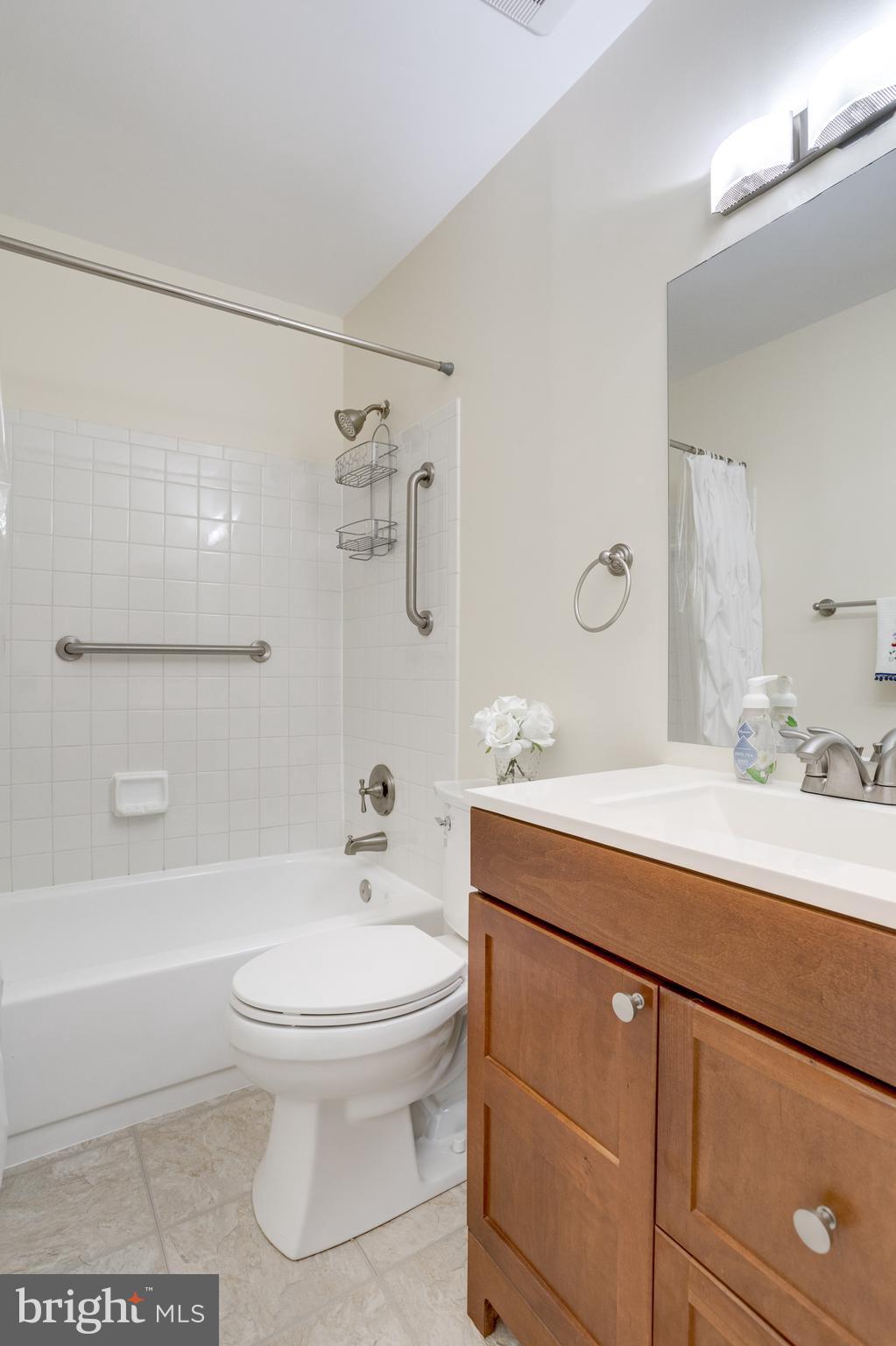 SPRINGFIELD OAKS - Residential