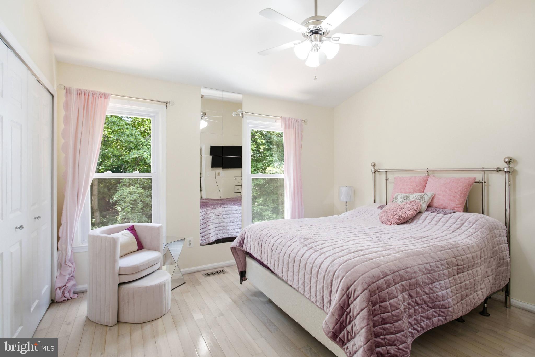 SPRINGFIELD OAKS - Residential