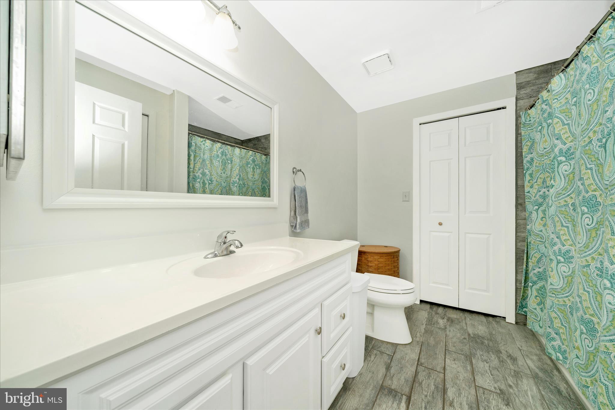 WOODSPRING AT NEW MARKET - Residential