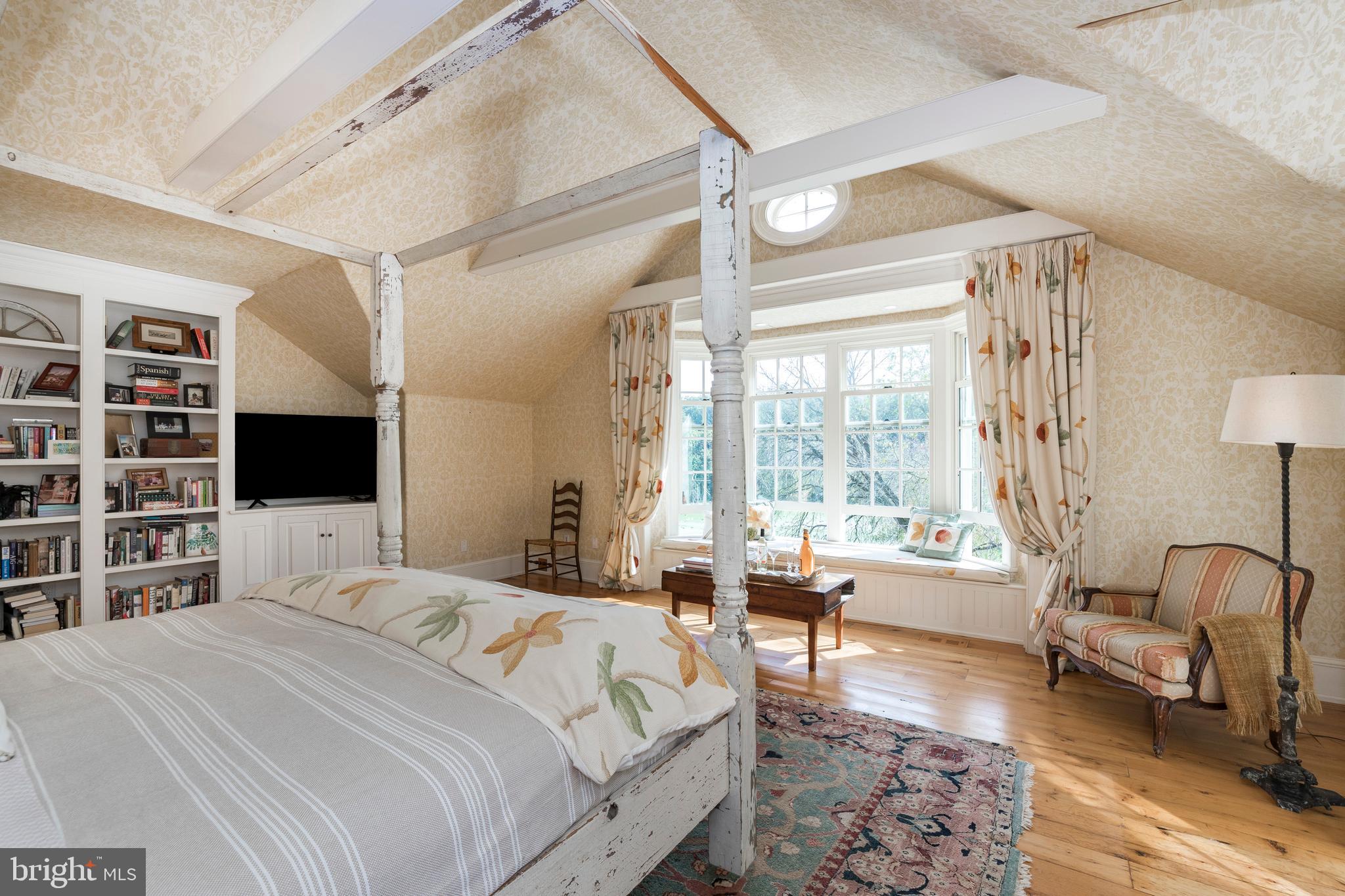 CHESHIRE HUNT - Residential