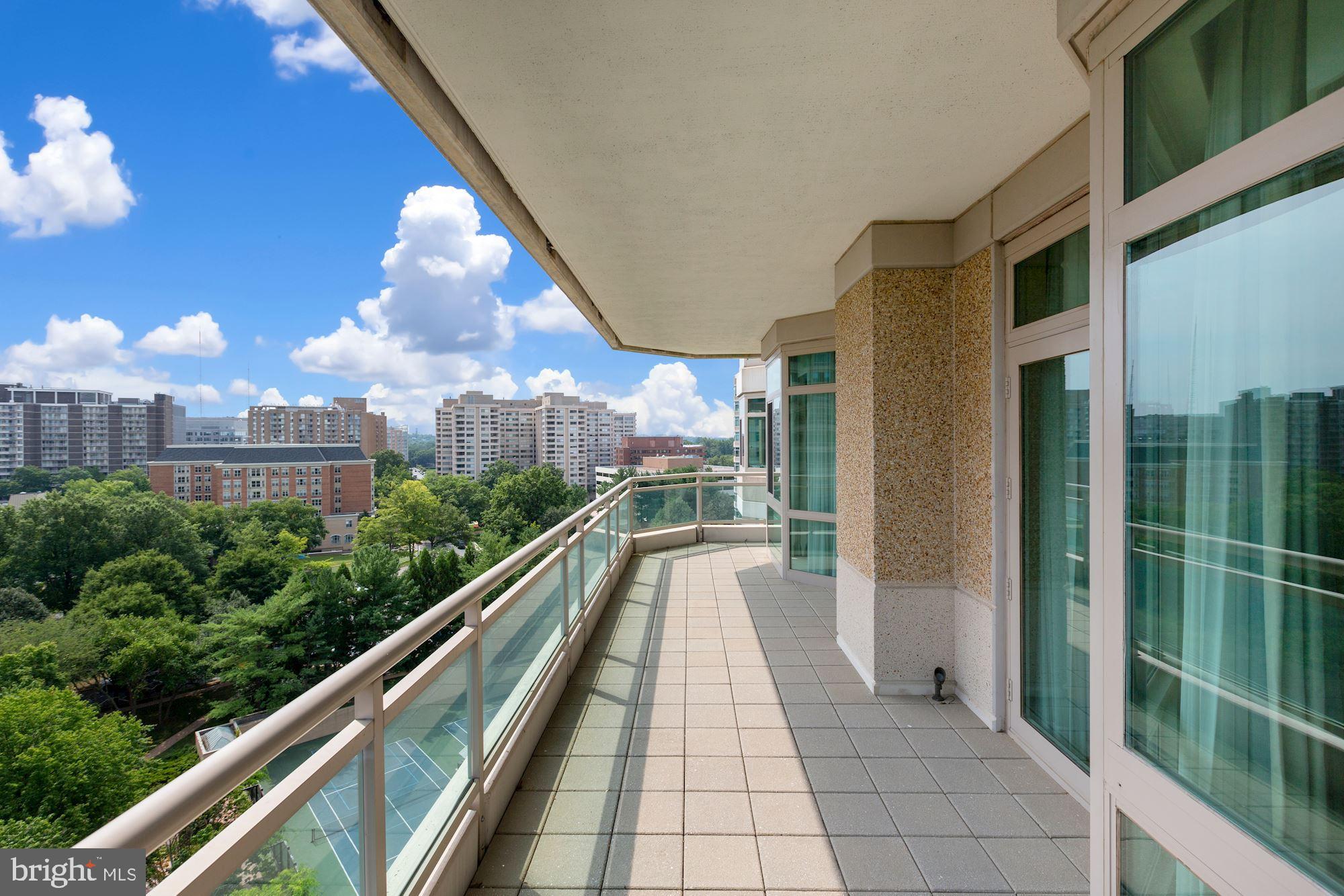 SOMERSET HOUSE CONDOS - Residential