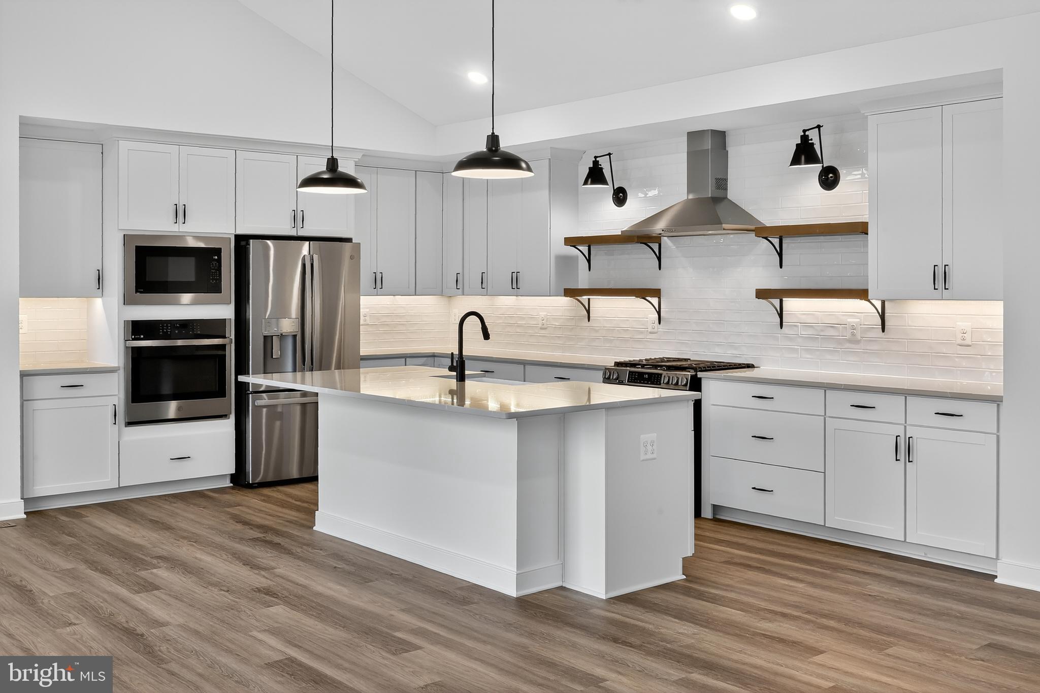 LIBERTY WEST - Residential