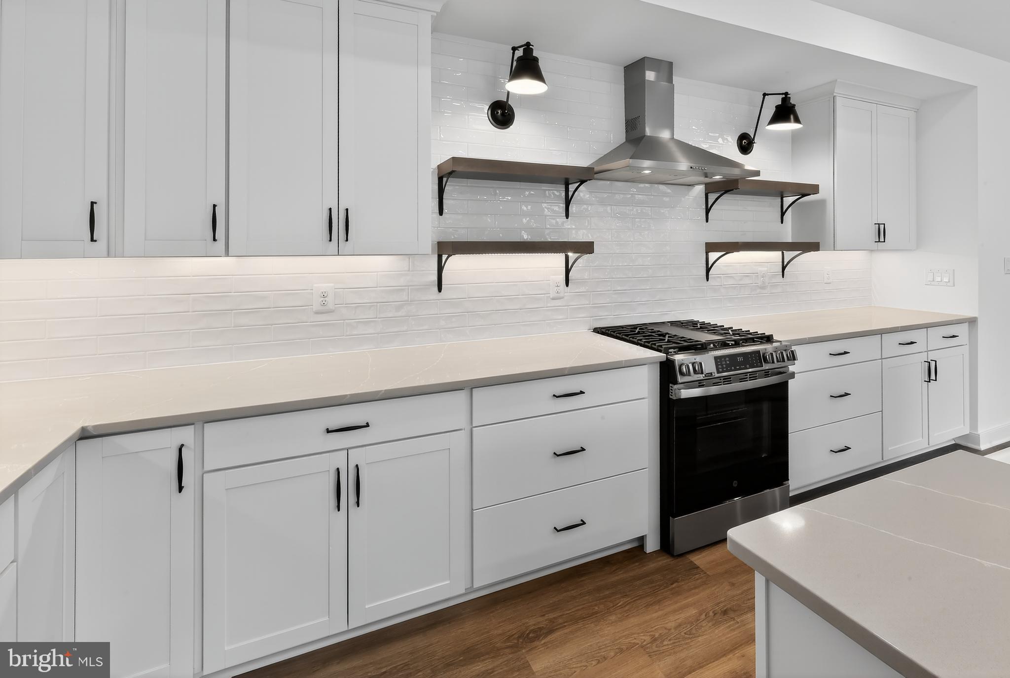 LIBERTY WEST - Residential