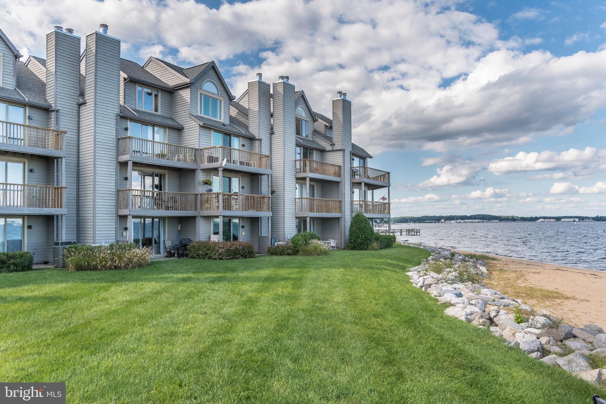 VILLAGE OF CHESAPEAKE HARBOUR - Residential