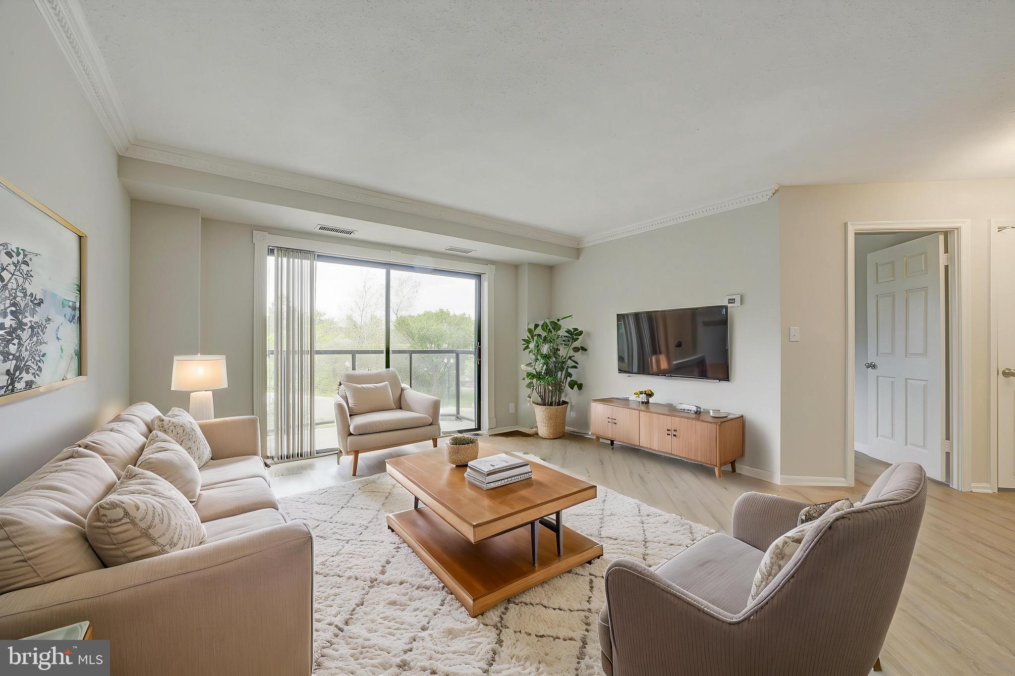 ASTORIA CONDOMINIUM - Residential