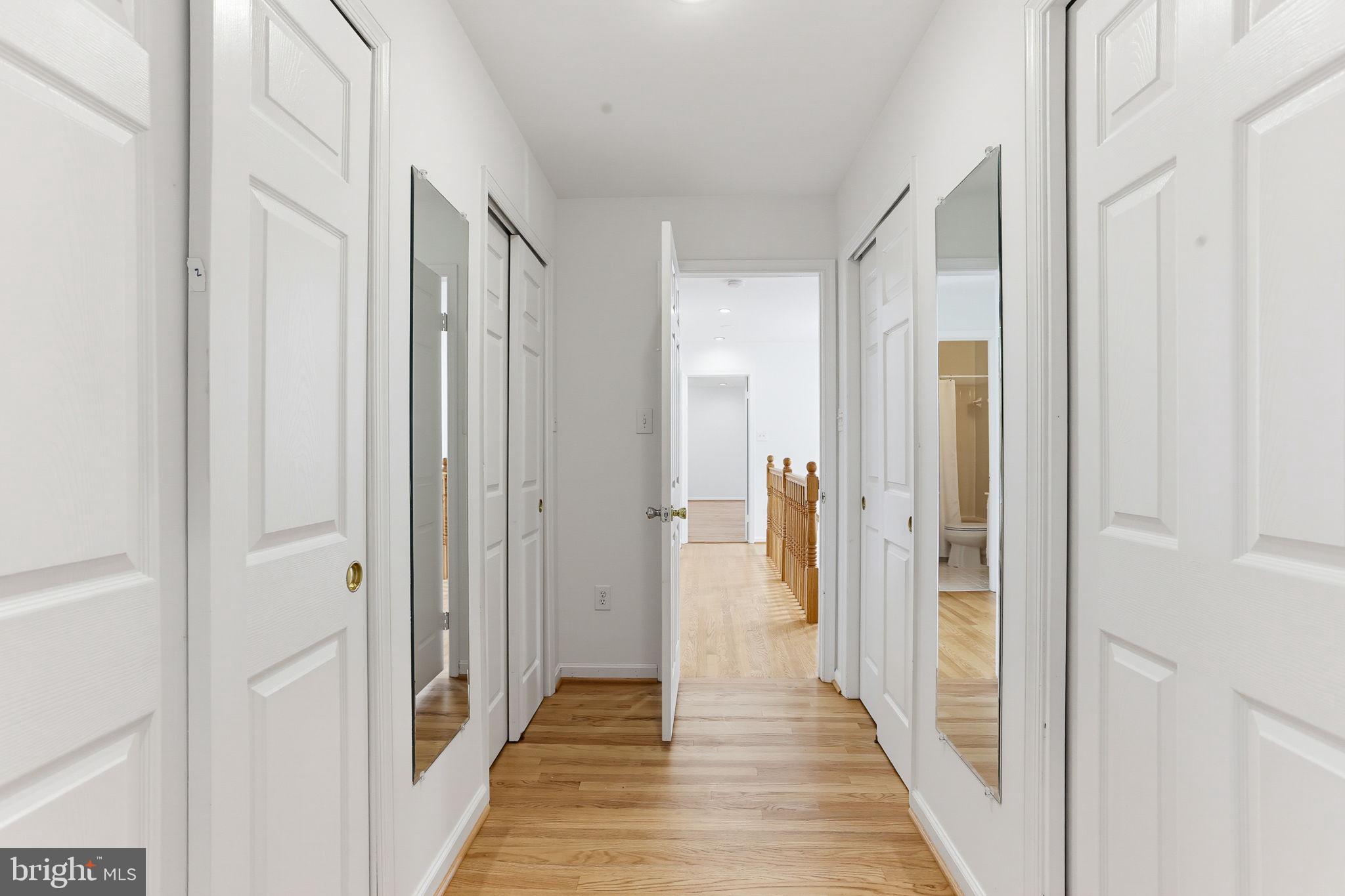 WILLIAMSBURG VILLAGE - Residential
