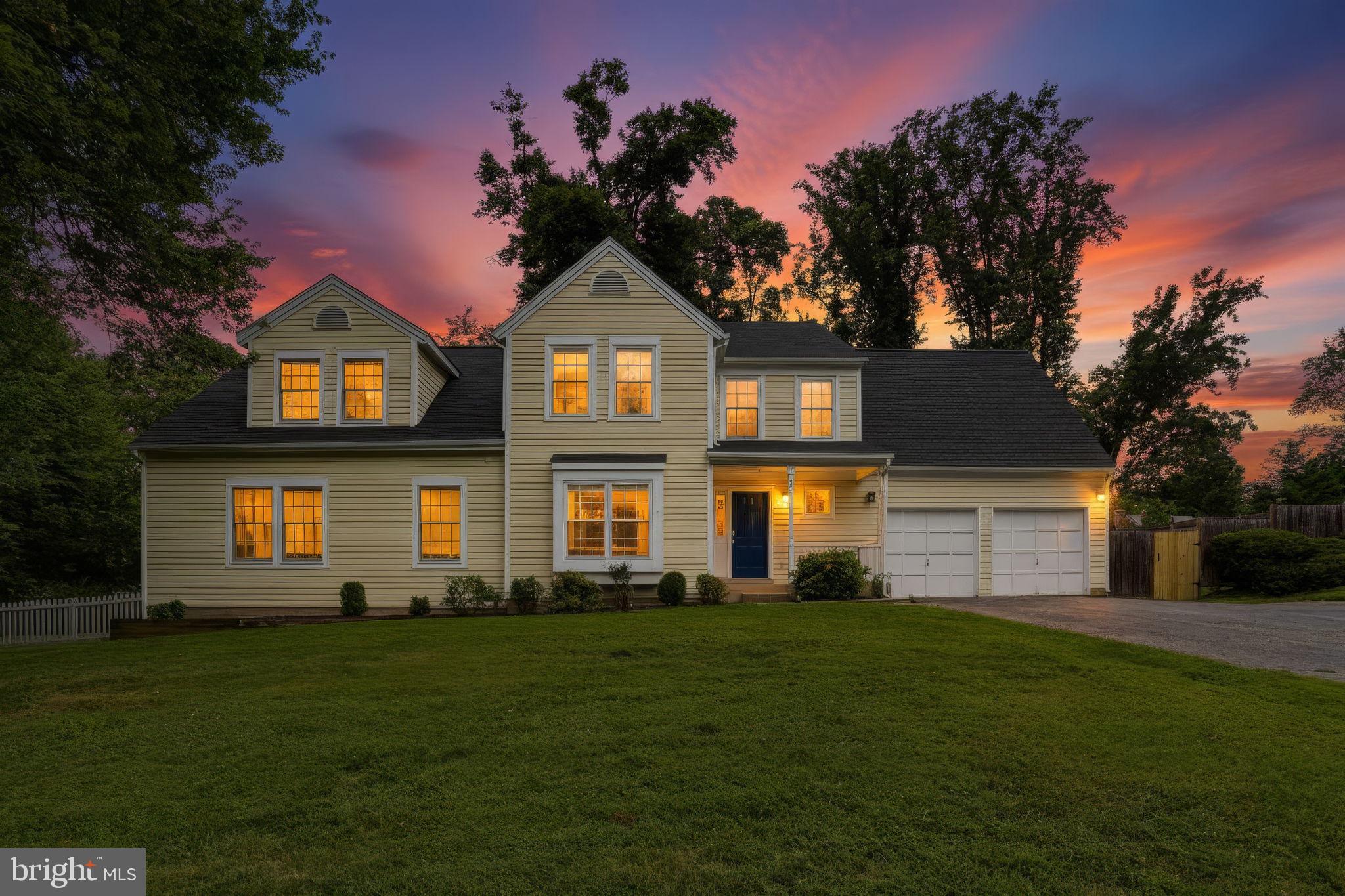 WILLIAMSBURG VILLAGE - Residential