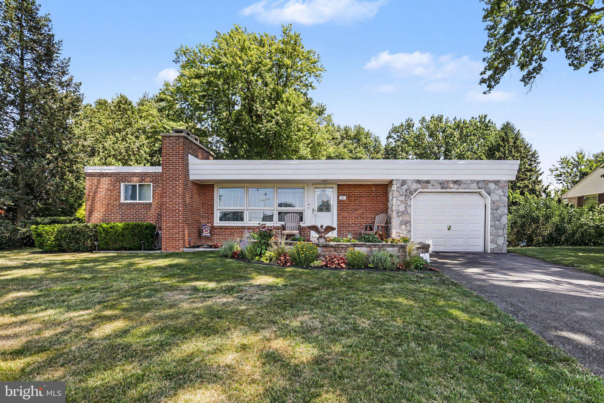 QUARRYVILLE BOROUGH - Residential