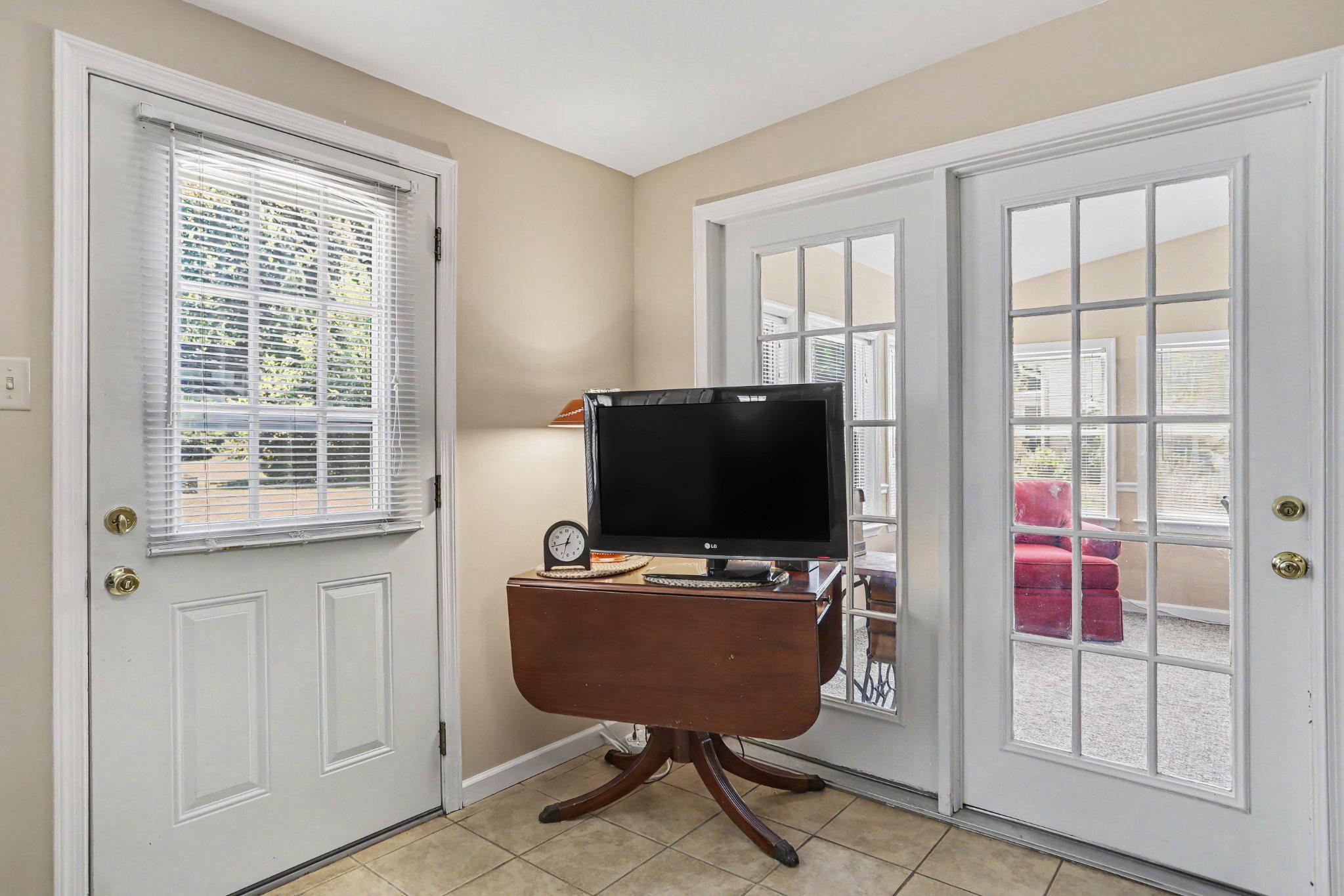 QUARRYVILLE BOROUGH - Residential
