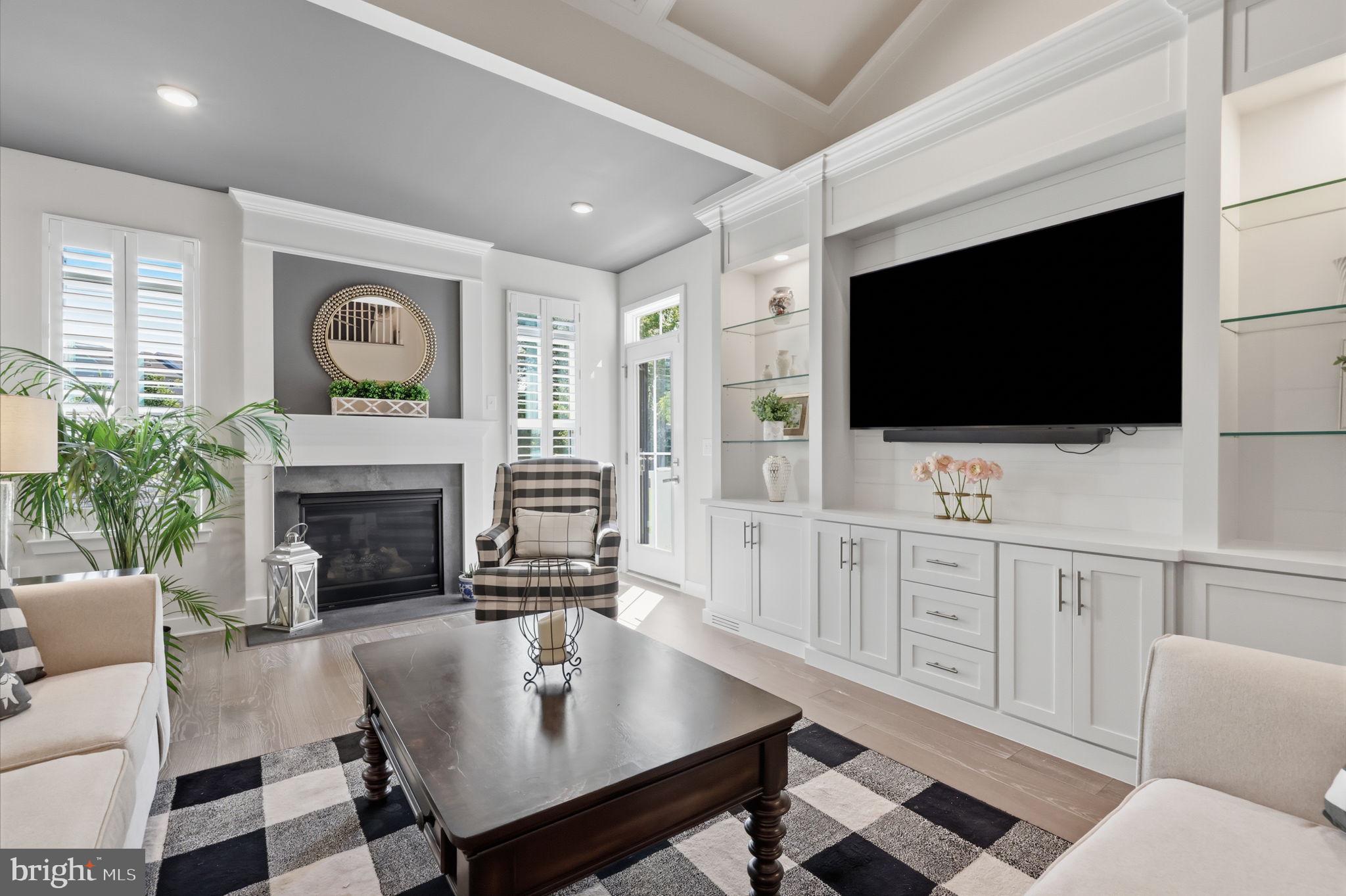 YARDLEY WOODS - Residential