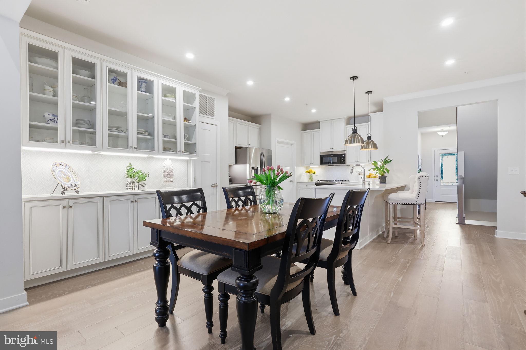 YARDLEY WOODS - Residential
