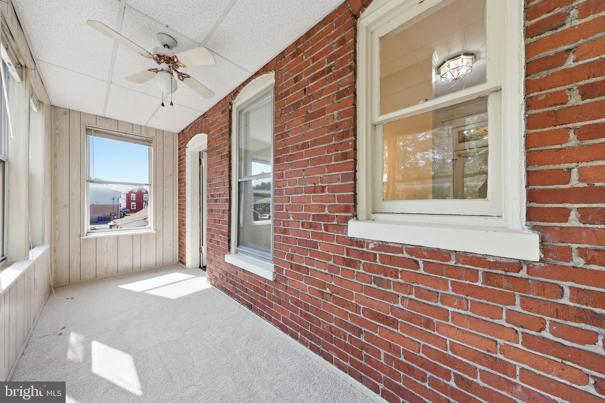 HAGERSTOWN - Residential