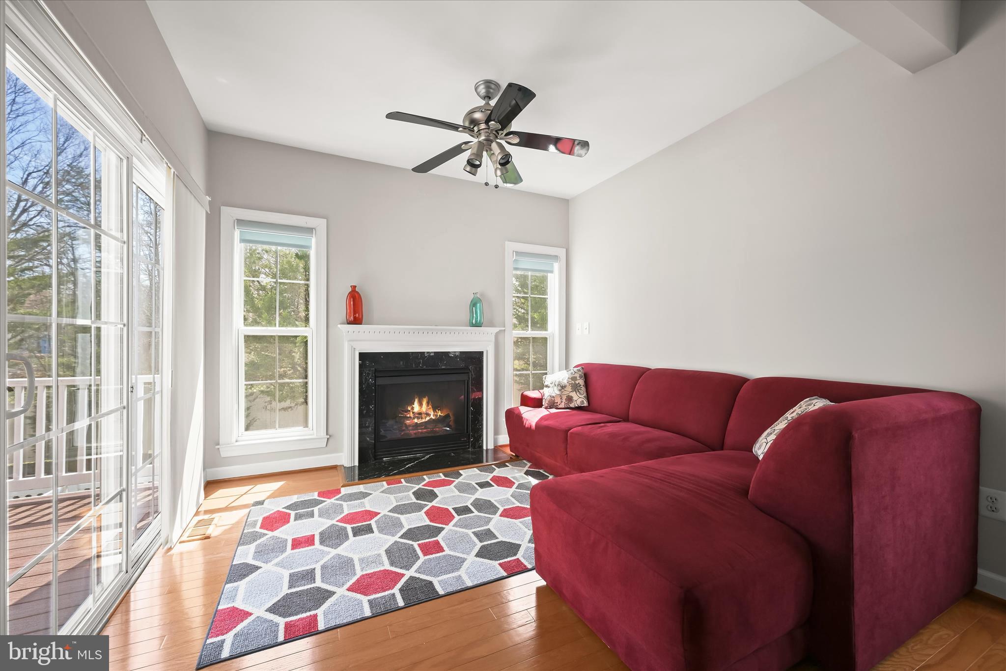 SOUTH RIVER COLONY - Residential