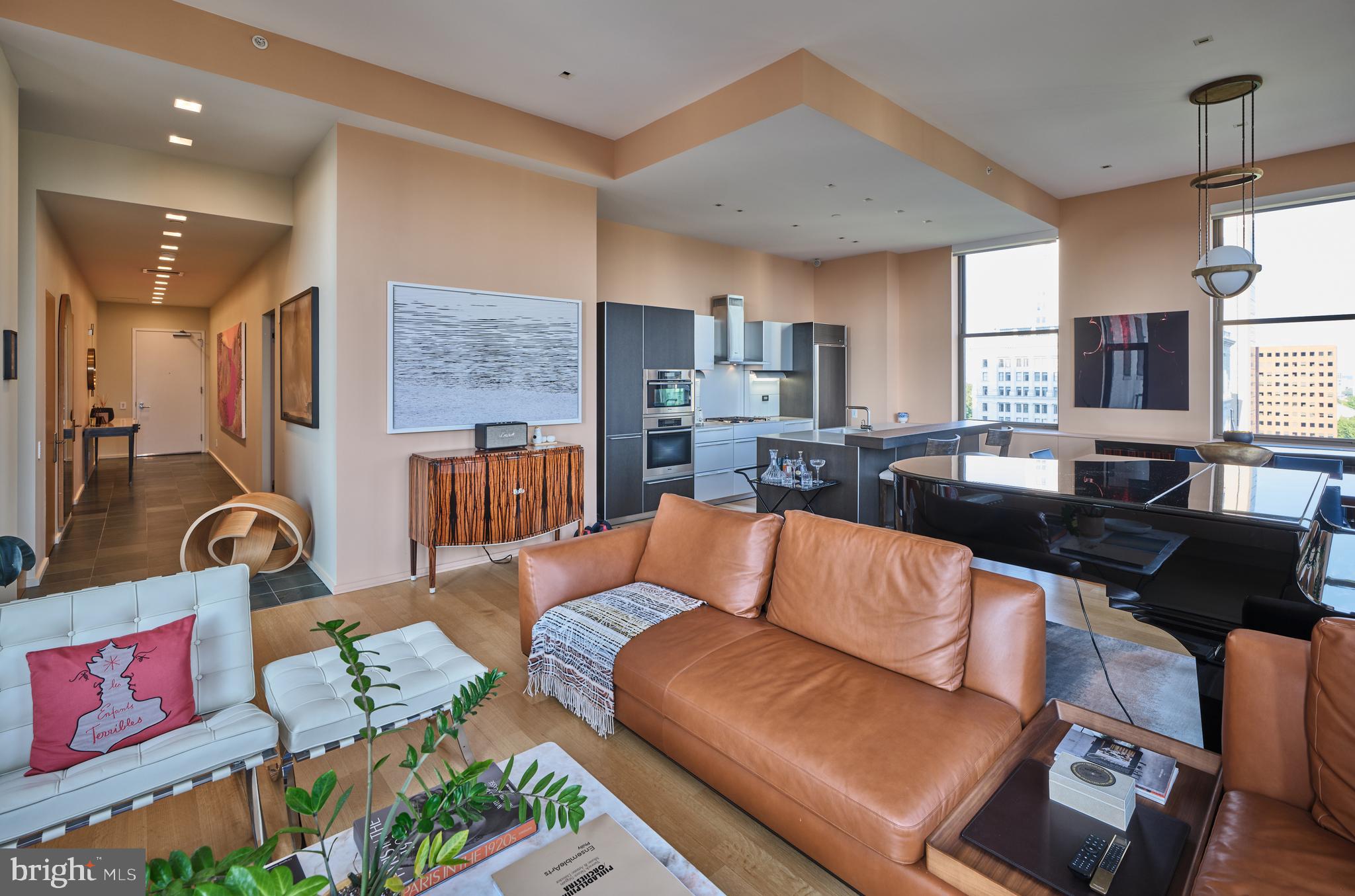 WASHINGTON SQ WEST - Residential