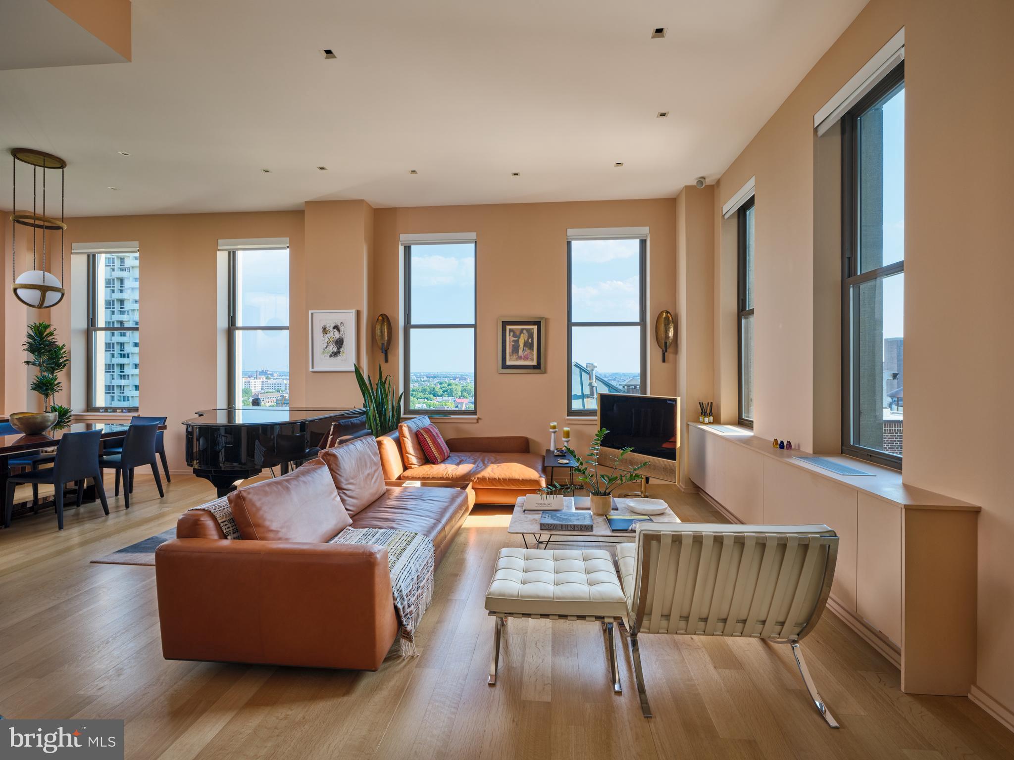 WASHINGTON SQ WEST - Residential