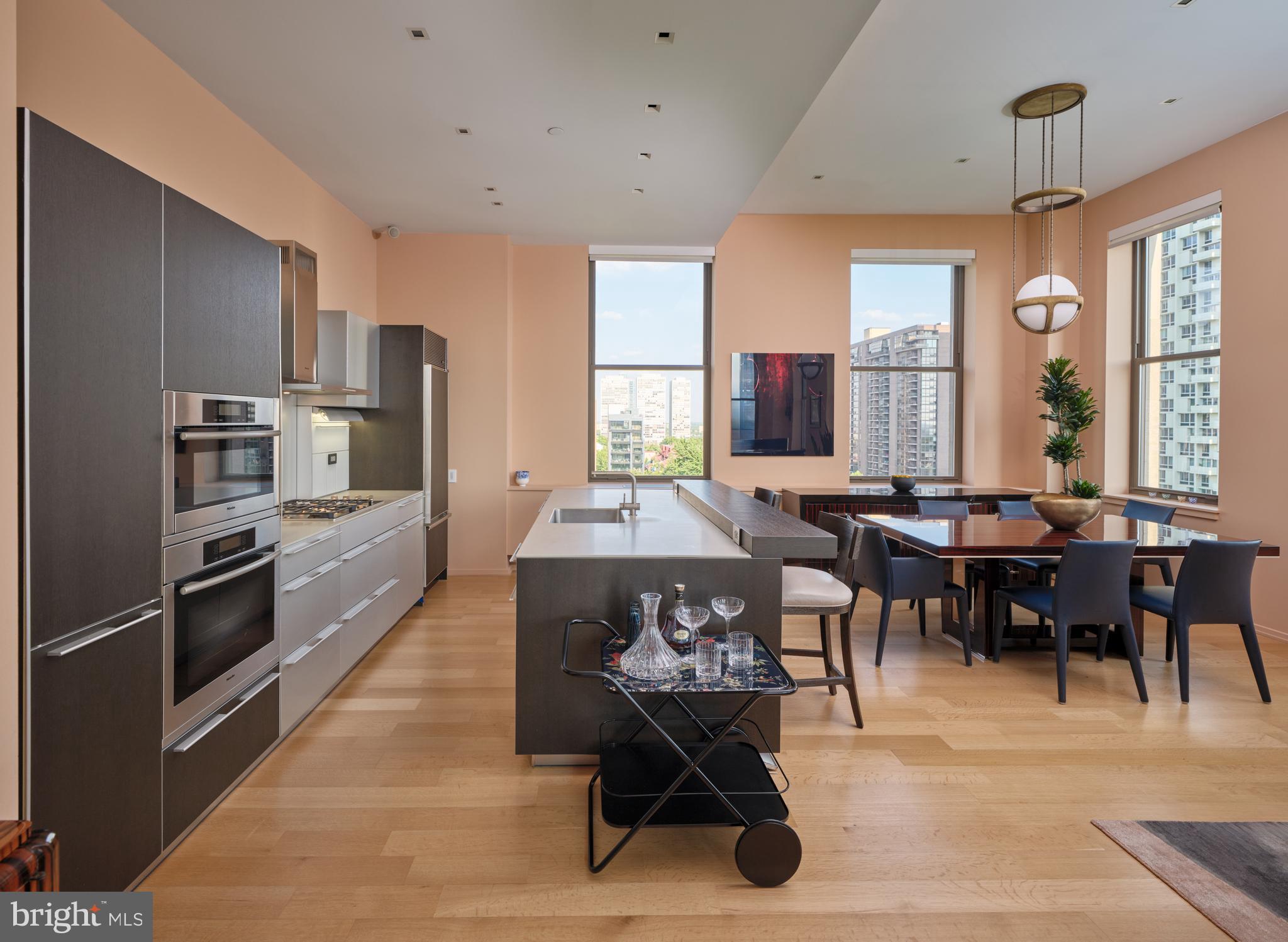 WASHINGTON SQ WEST - Residential