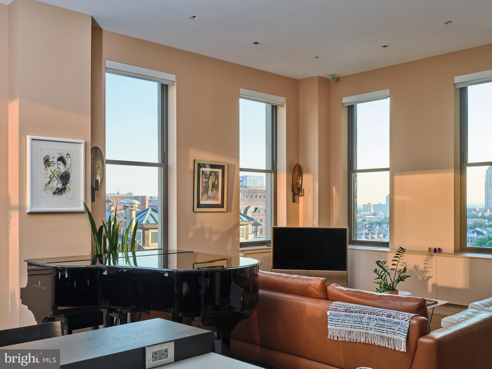 WASHINGTON SQ WEST - Residential