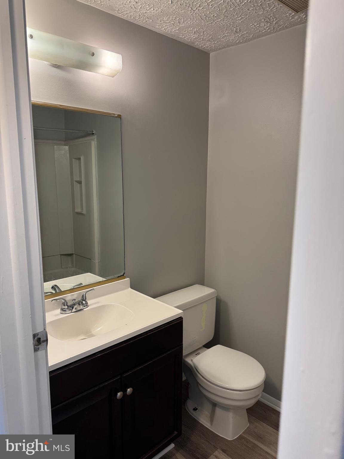 AMBERTOWNE - Residential Lease